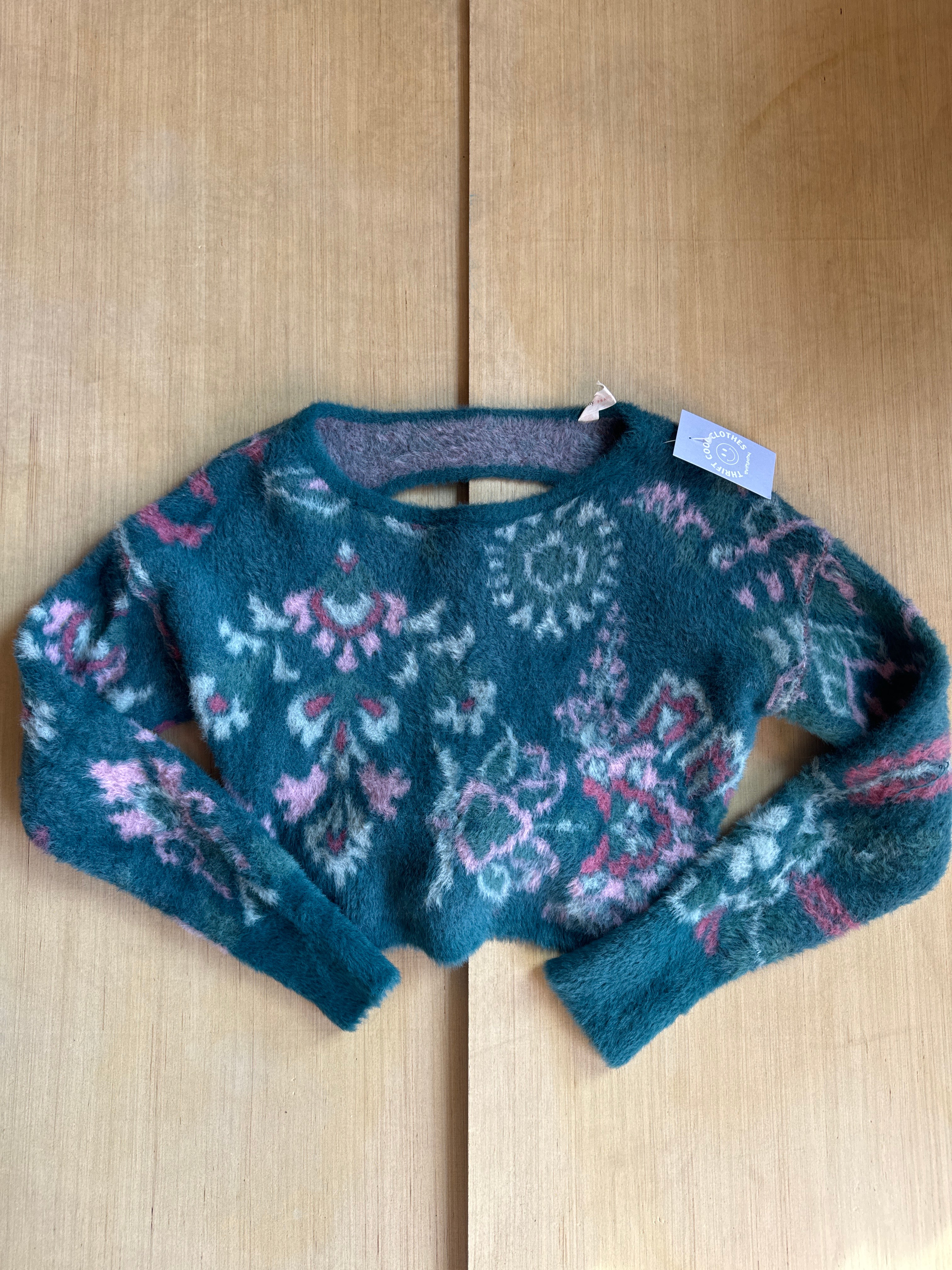 green daily practice fuzzy floral sweater, s