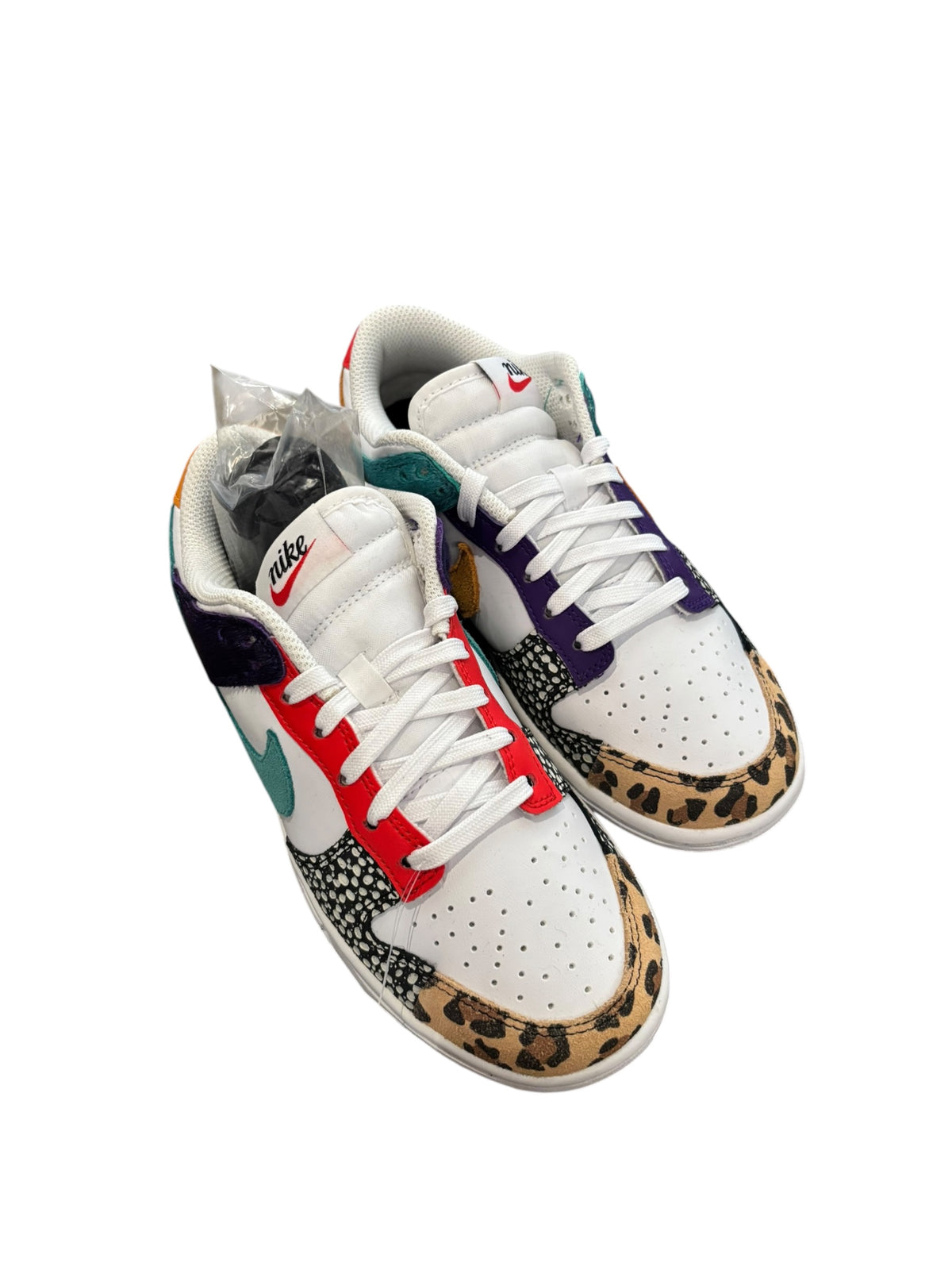 white red green nike colorblock snimal print sneakers, 5.5