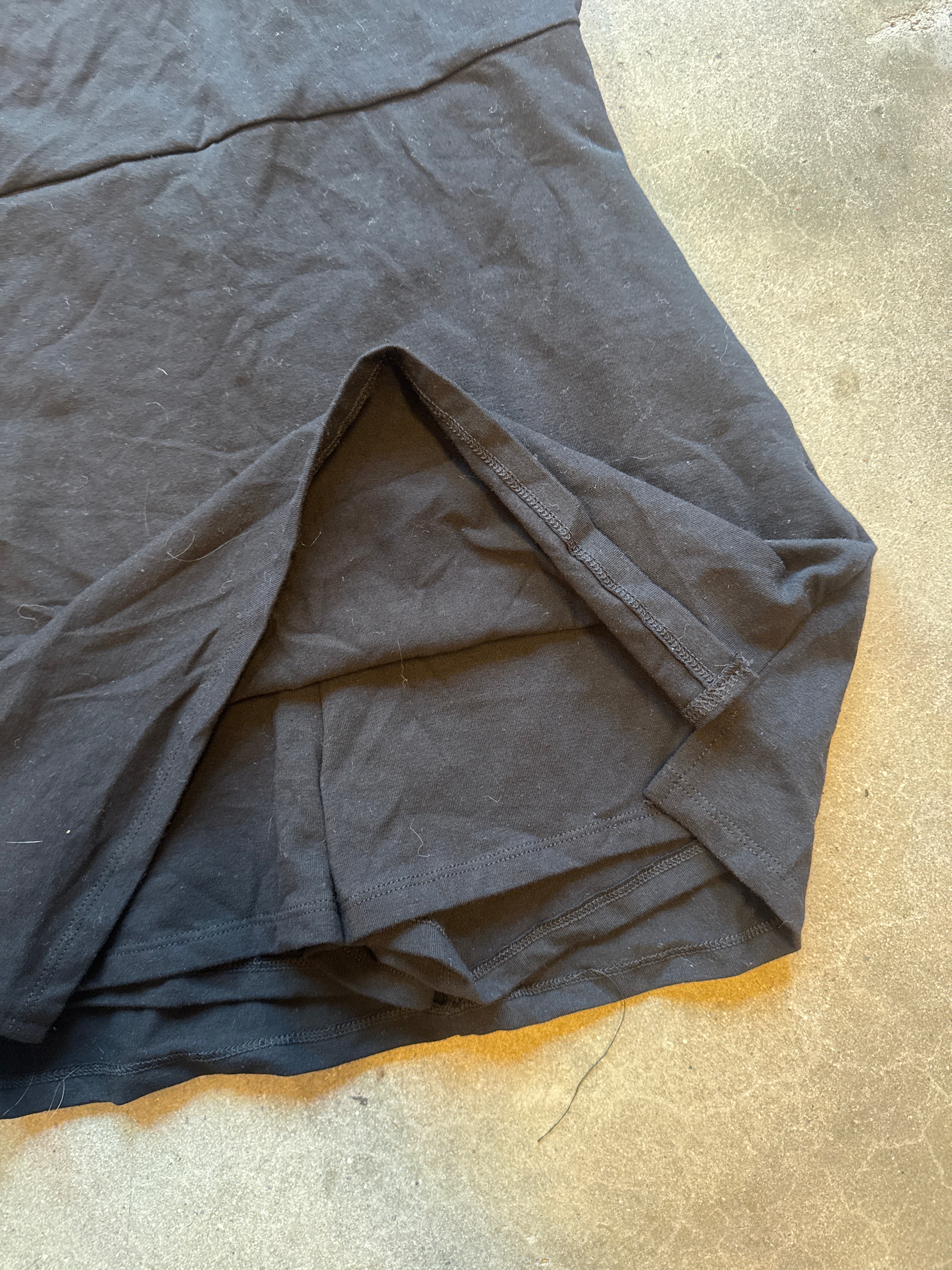 Black Out from under Athletic dress, M