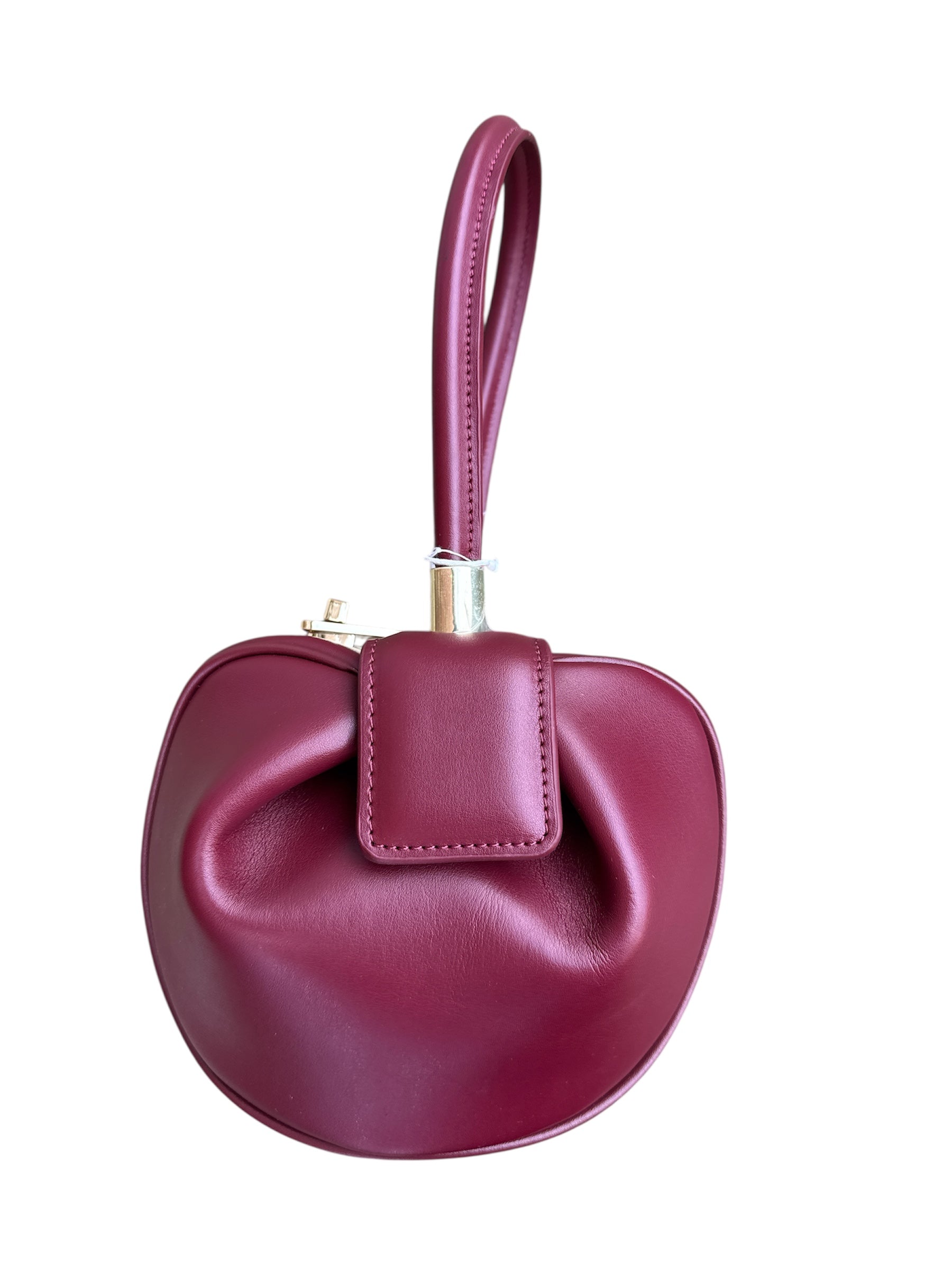 red  gabriela hearst dupe bag