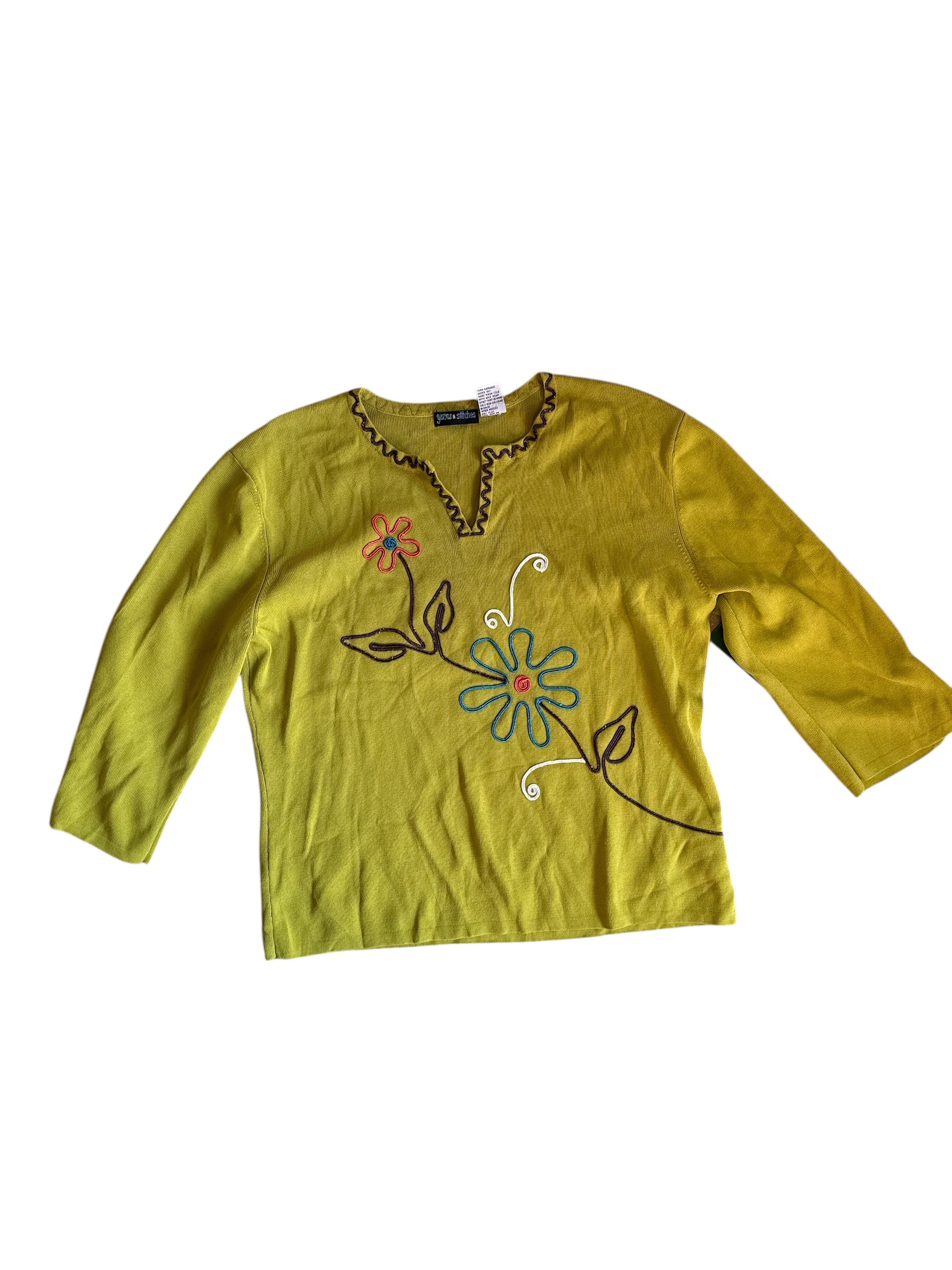 Chartreuse yarns & stitches squiggly flowers ls top, L
