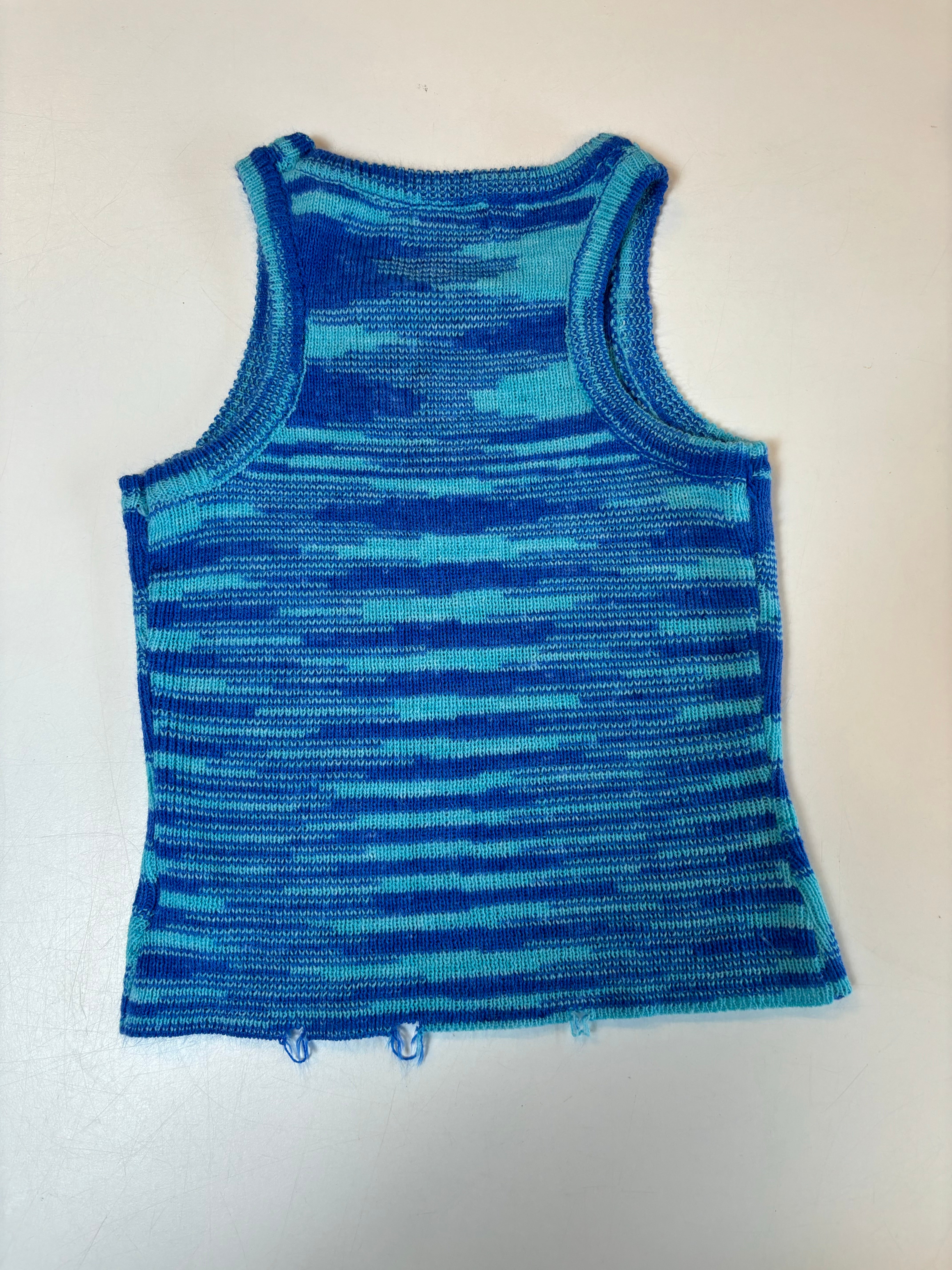 blue Beginning boutique knit tank, m/l