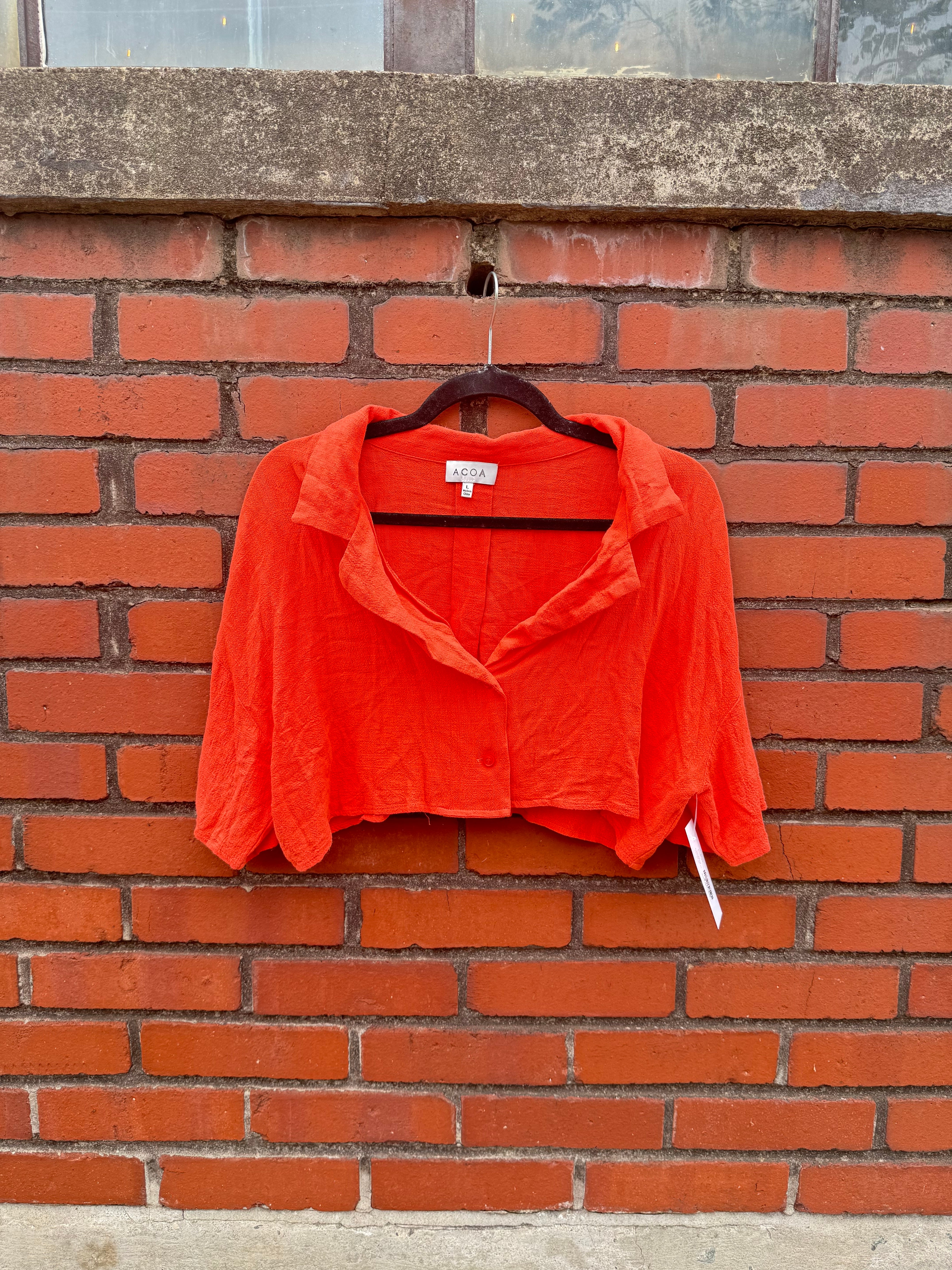 Orange Acoa Cropped button up ss, L