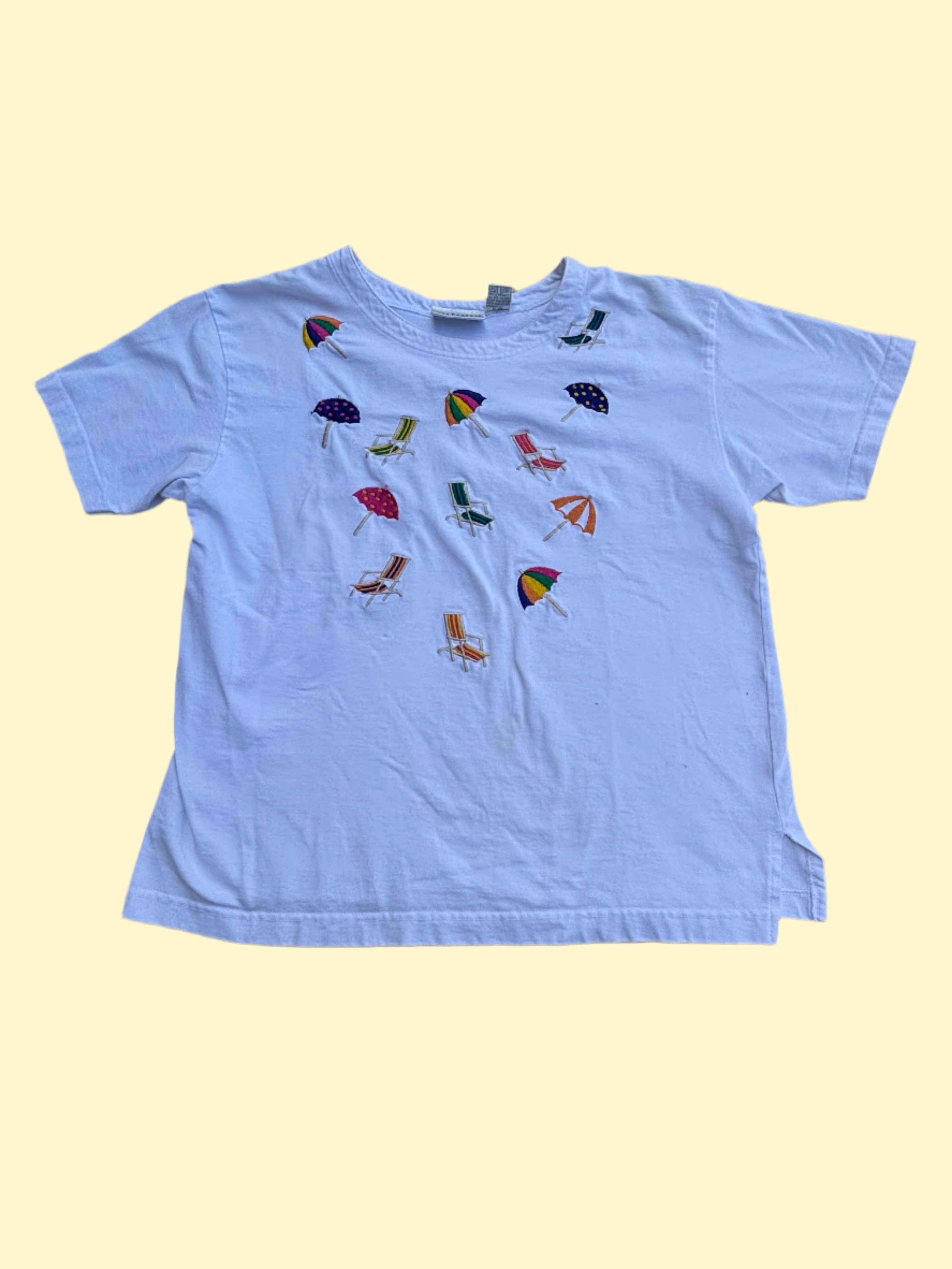 White Van heusen Embroidered tee, L