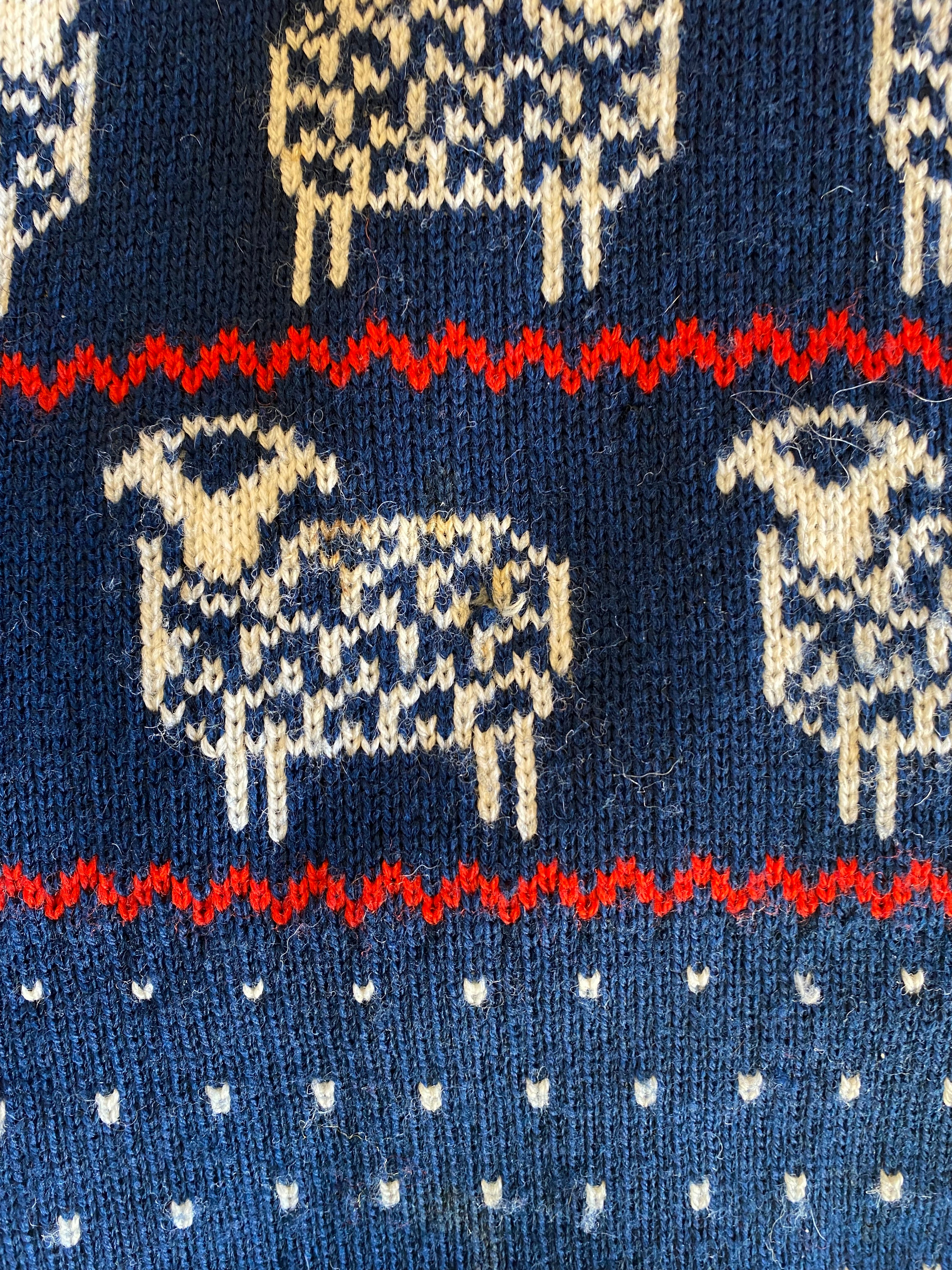 navy red Pendleton sheep knit sweater vest, L