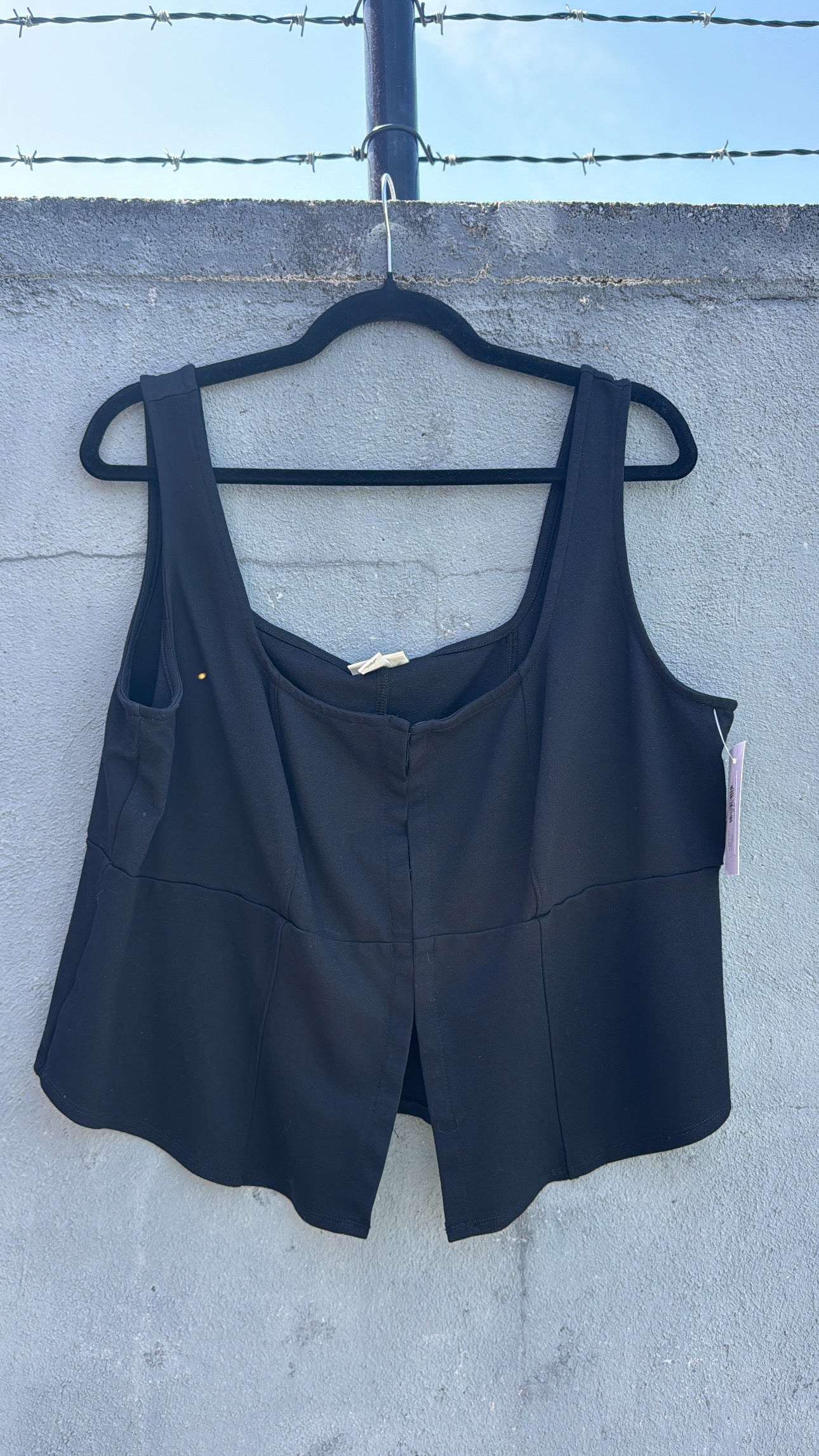 black Ava viv sleeveless top, 1x