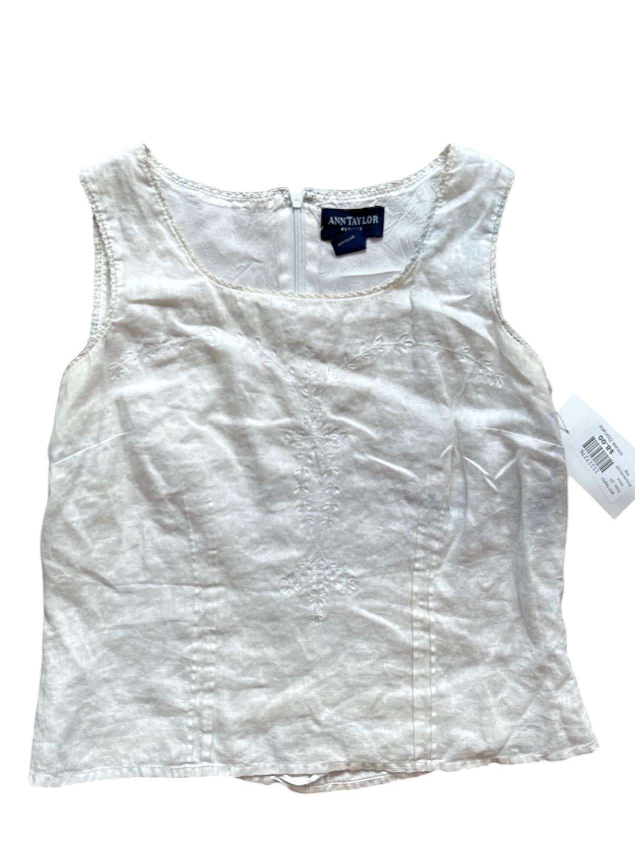 White ann taylor Embroidered top, 2P