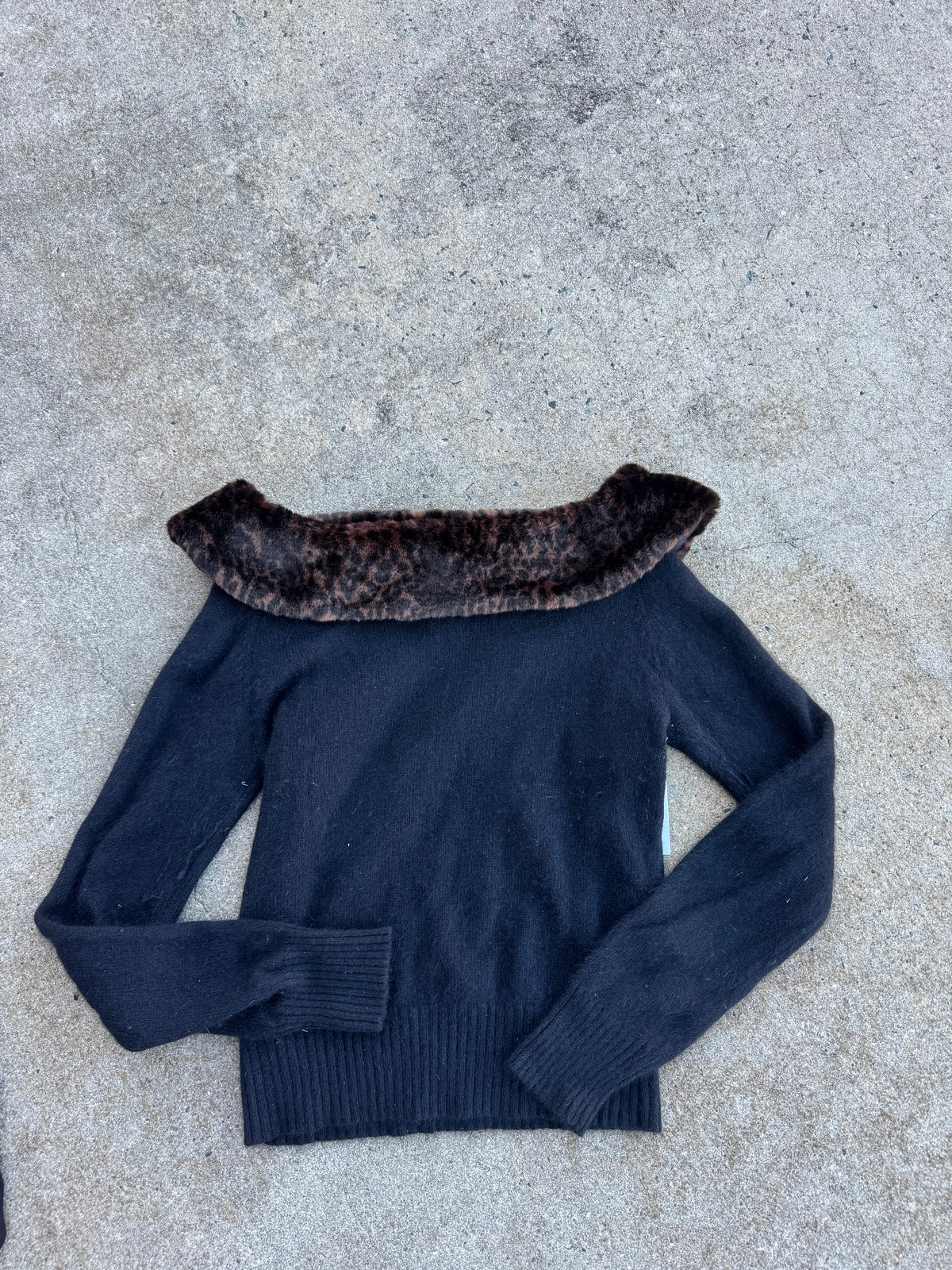 black newport news angora/nylon/lambswool animal print collar sweater, m