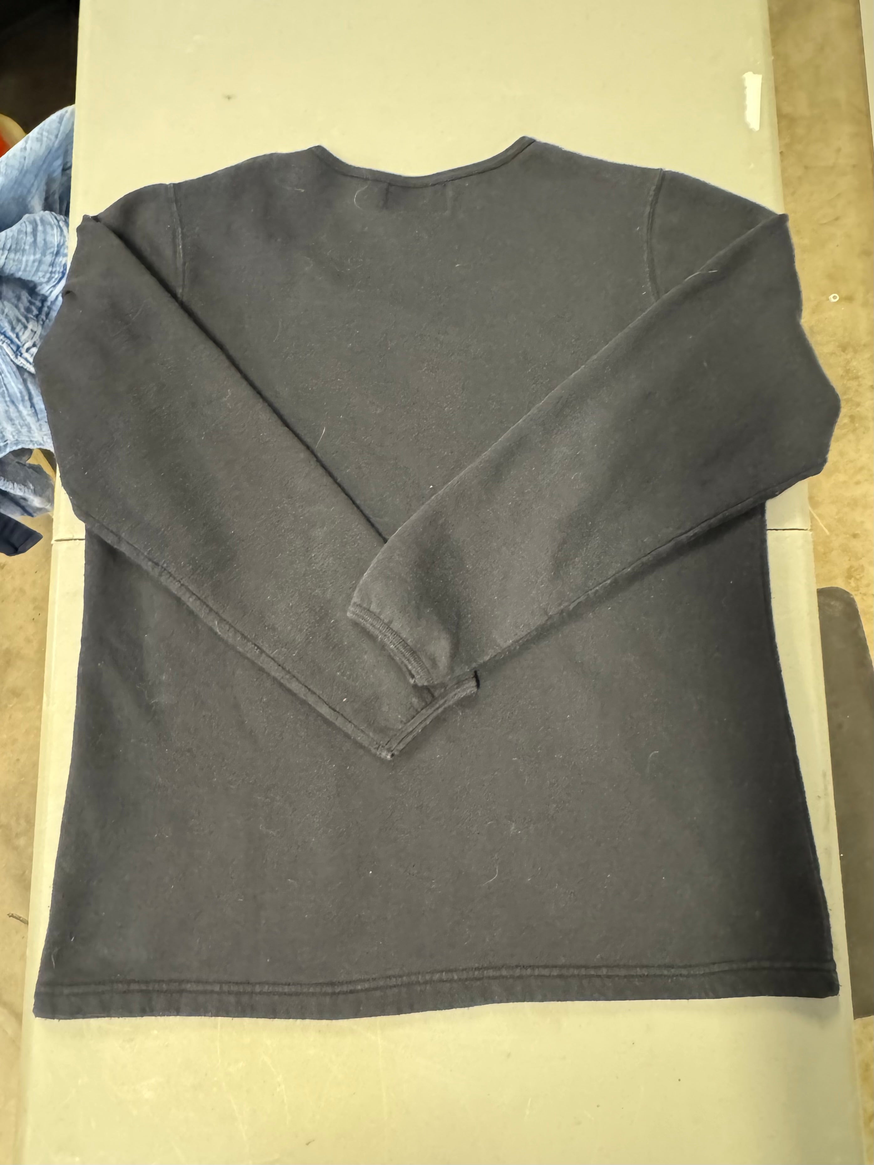 black Attraction Victori crewneck, L