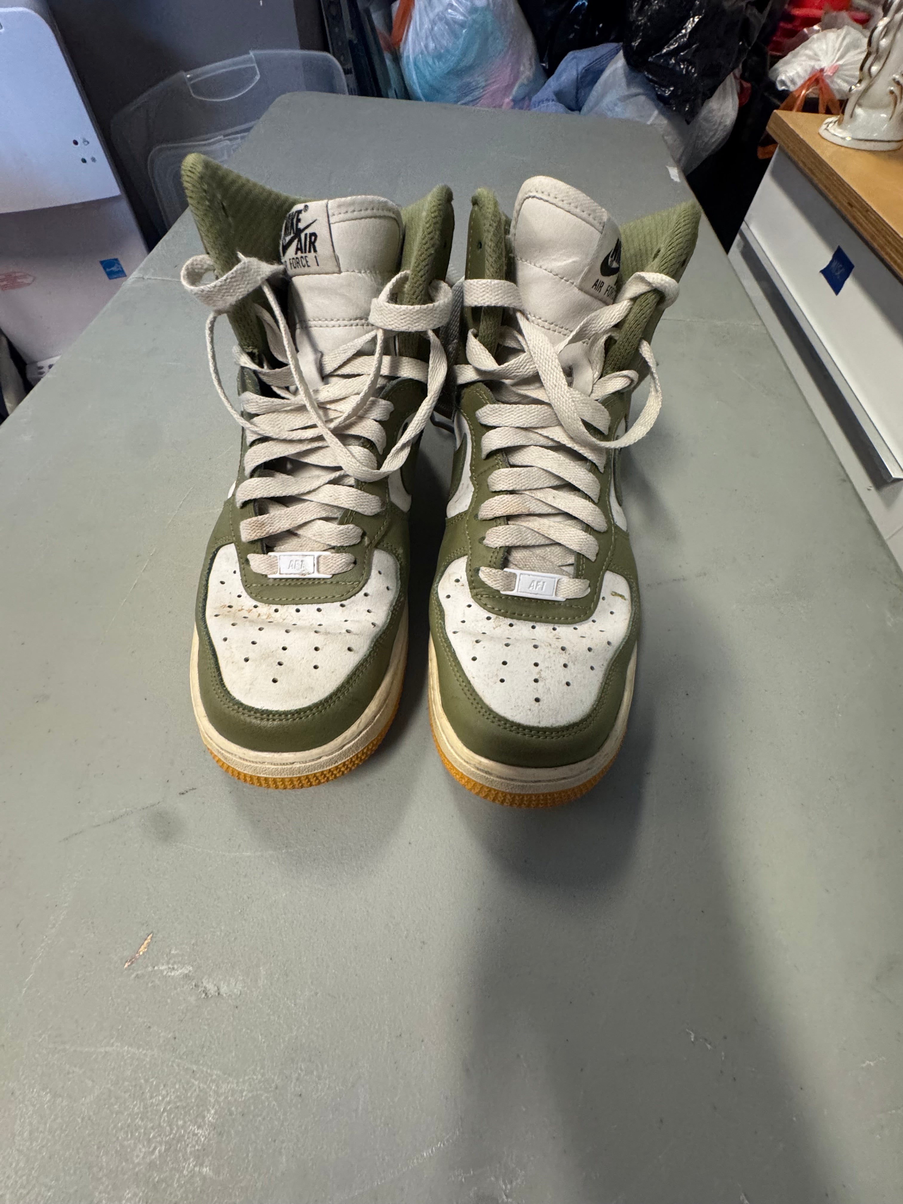 green nike high top sneakers, 8