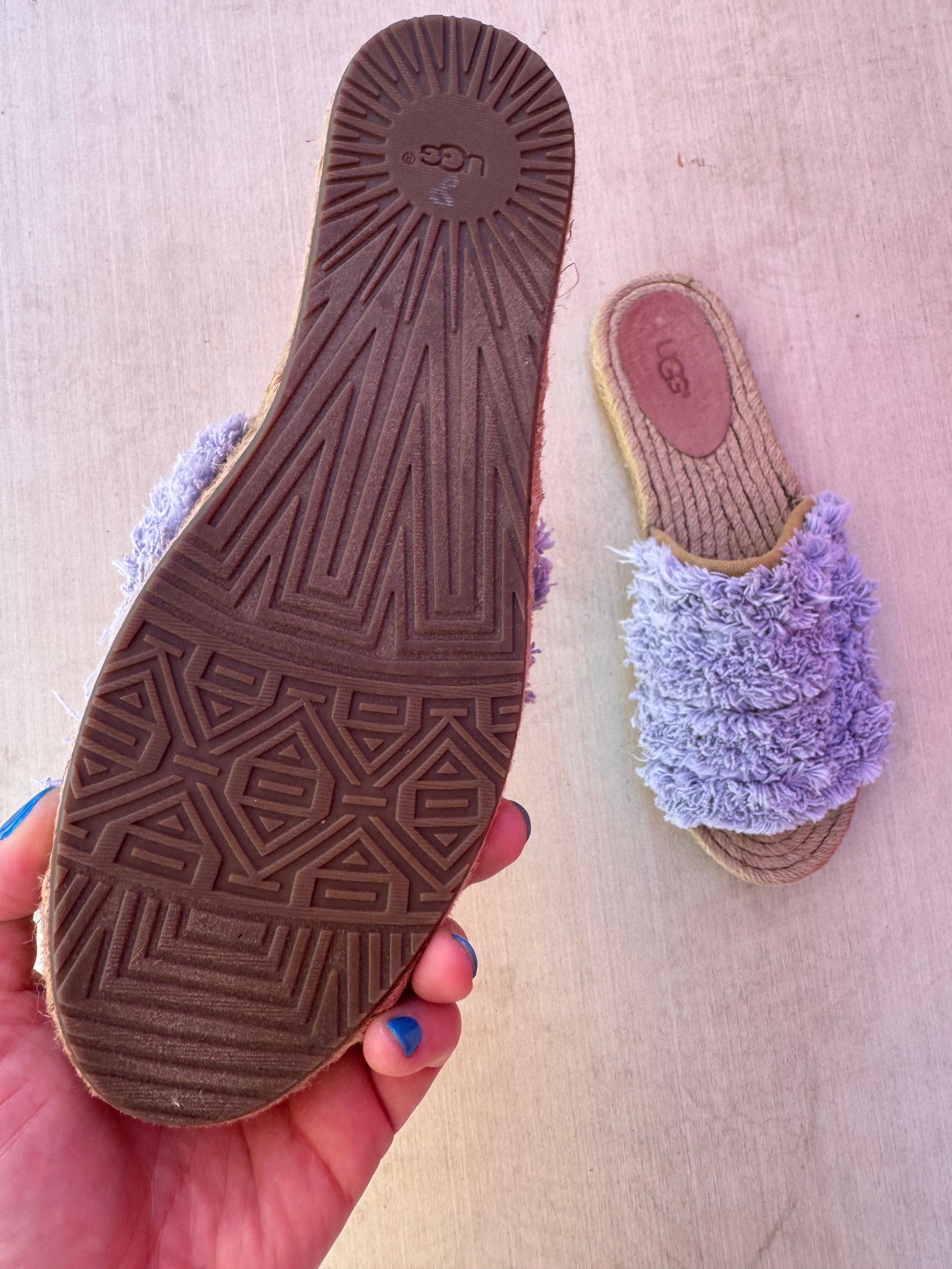 Purple Ugg Fuzzy sandal, 8