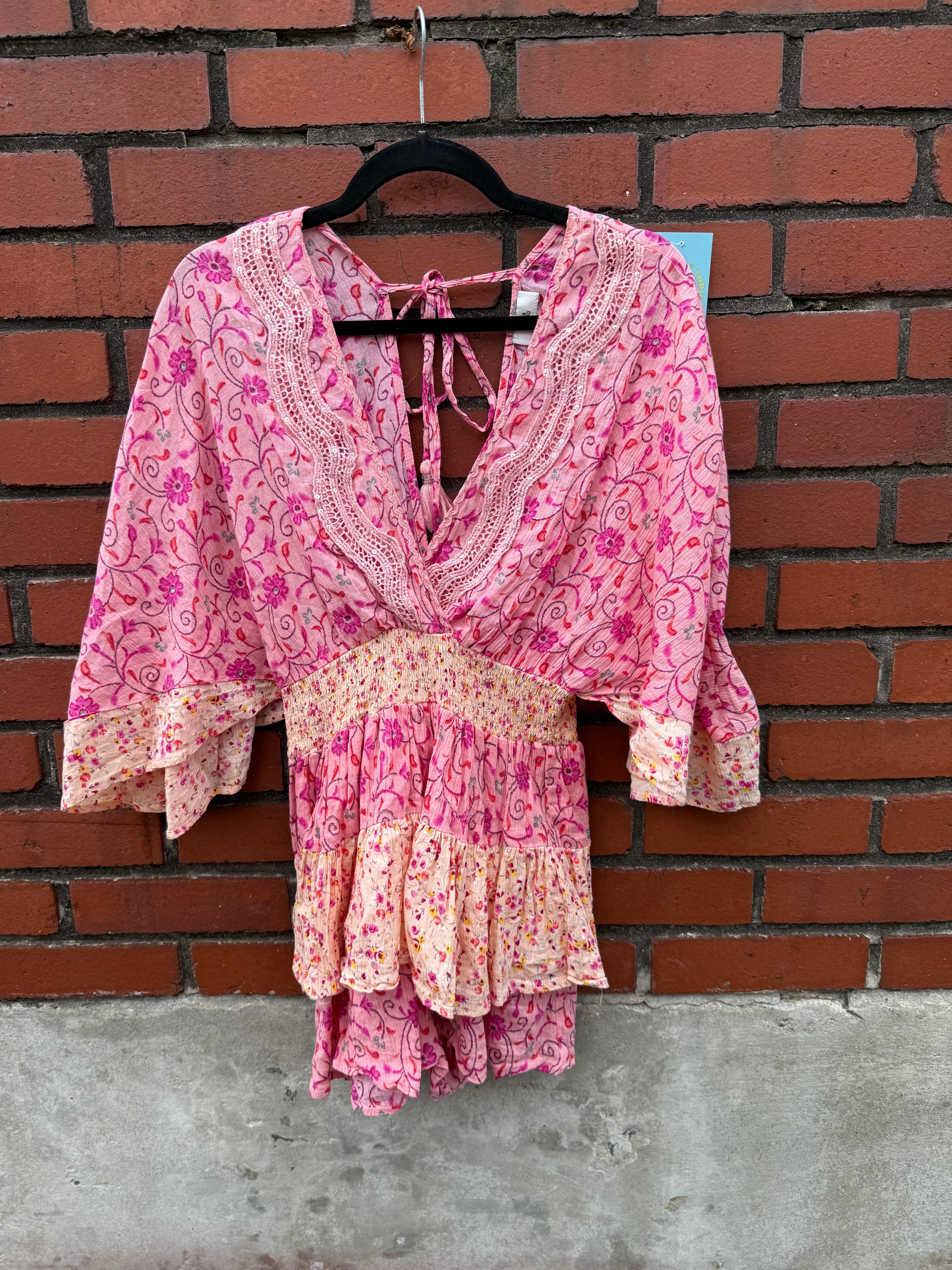 Peach River island floral batwing romper with sequin detail, Xs/s