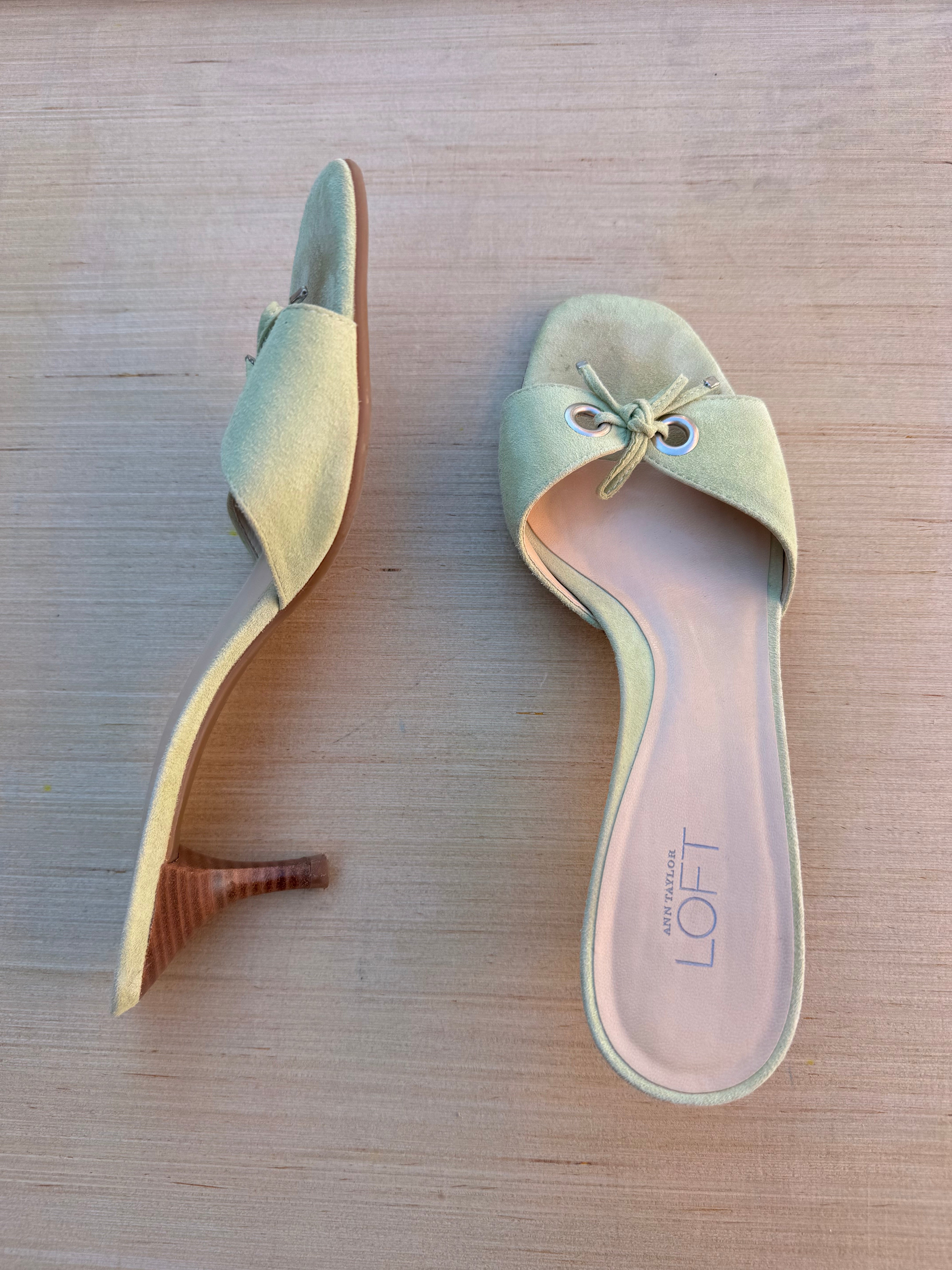 green loft kitten heels w grommet and tie, 7.5