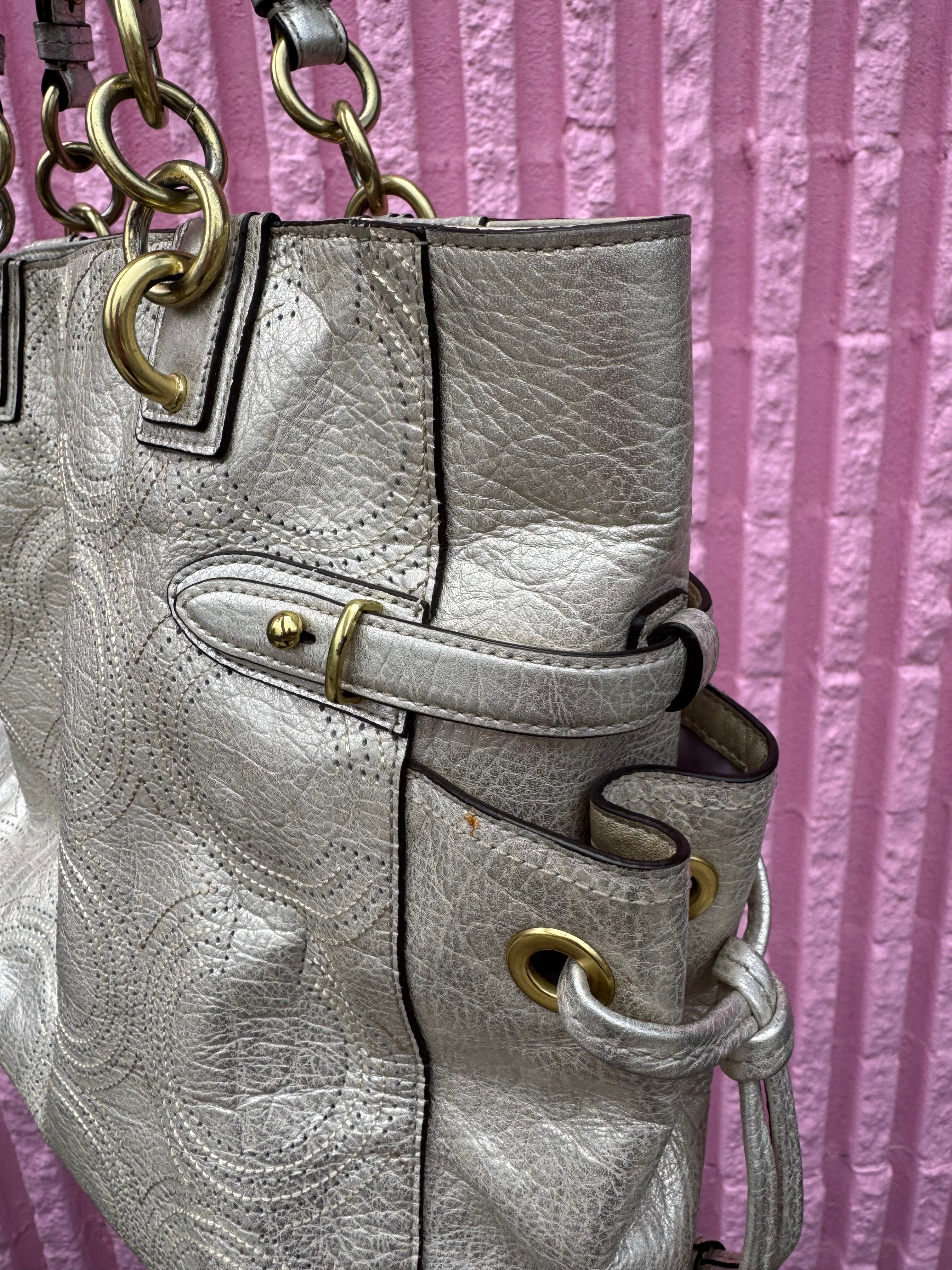 Silver Coach Logo leather shoulder bag 16241