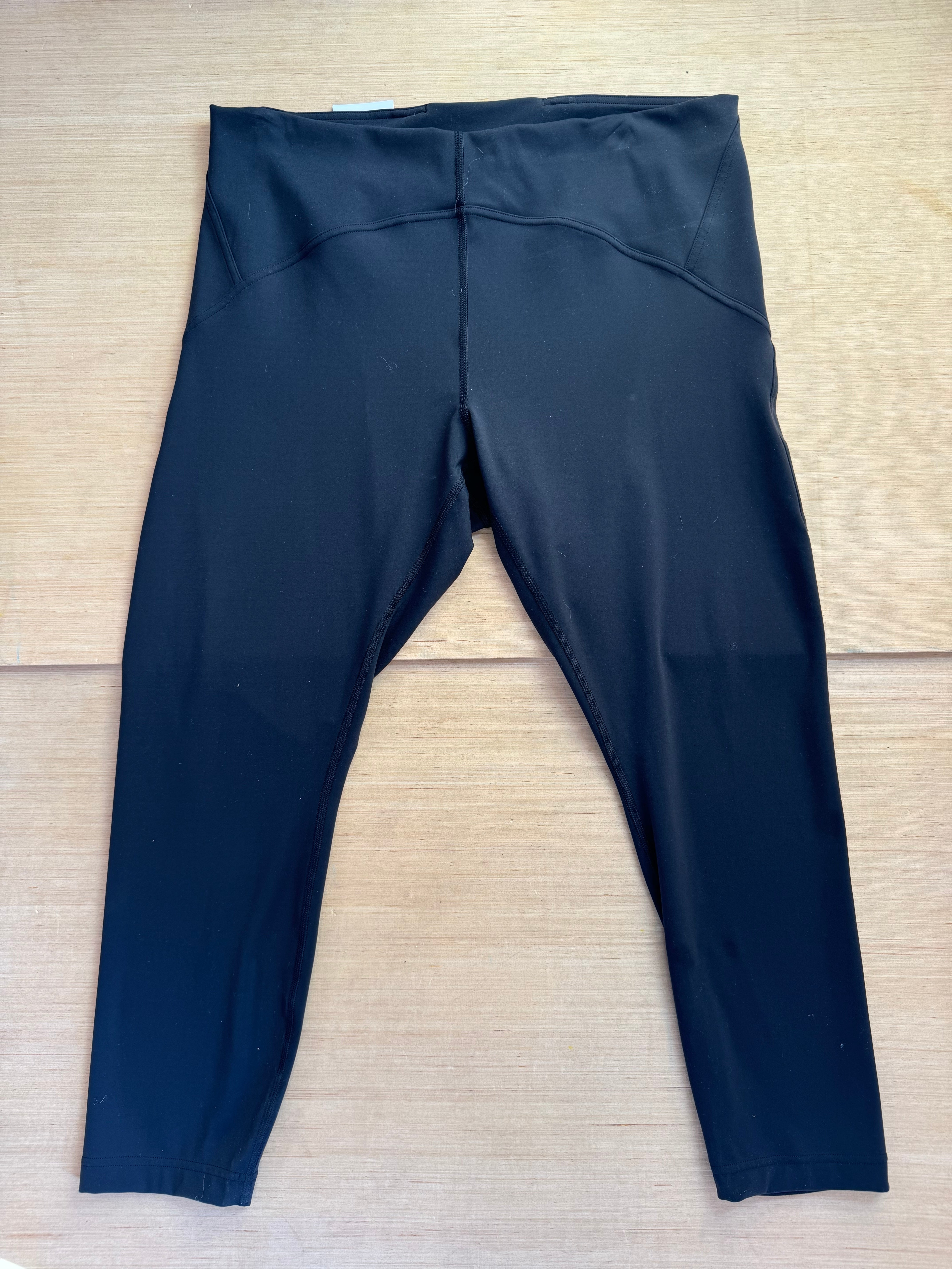 black lululemon leggings, 16