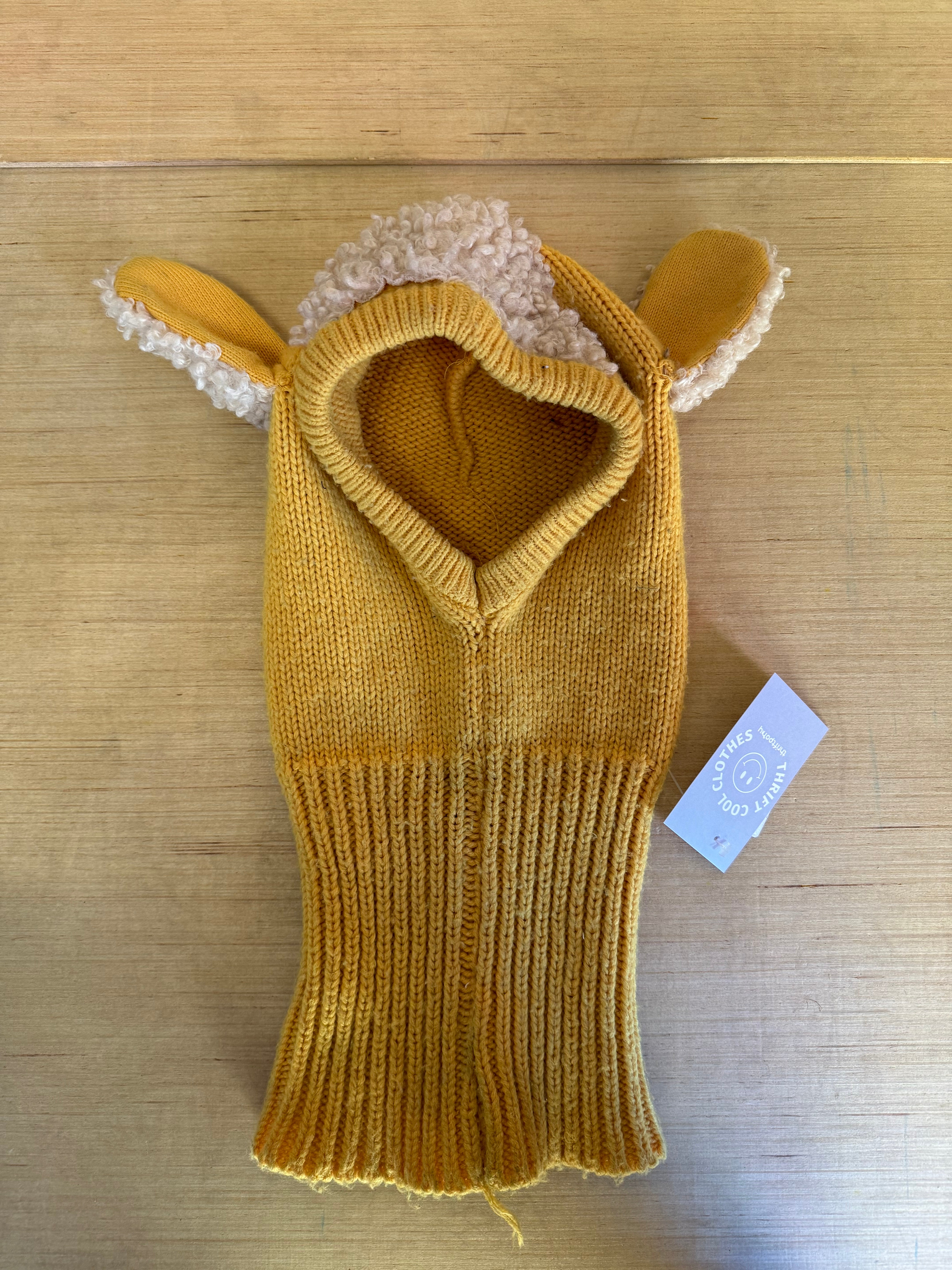yellow  llamaclava