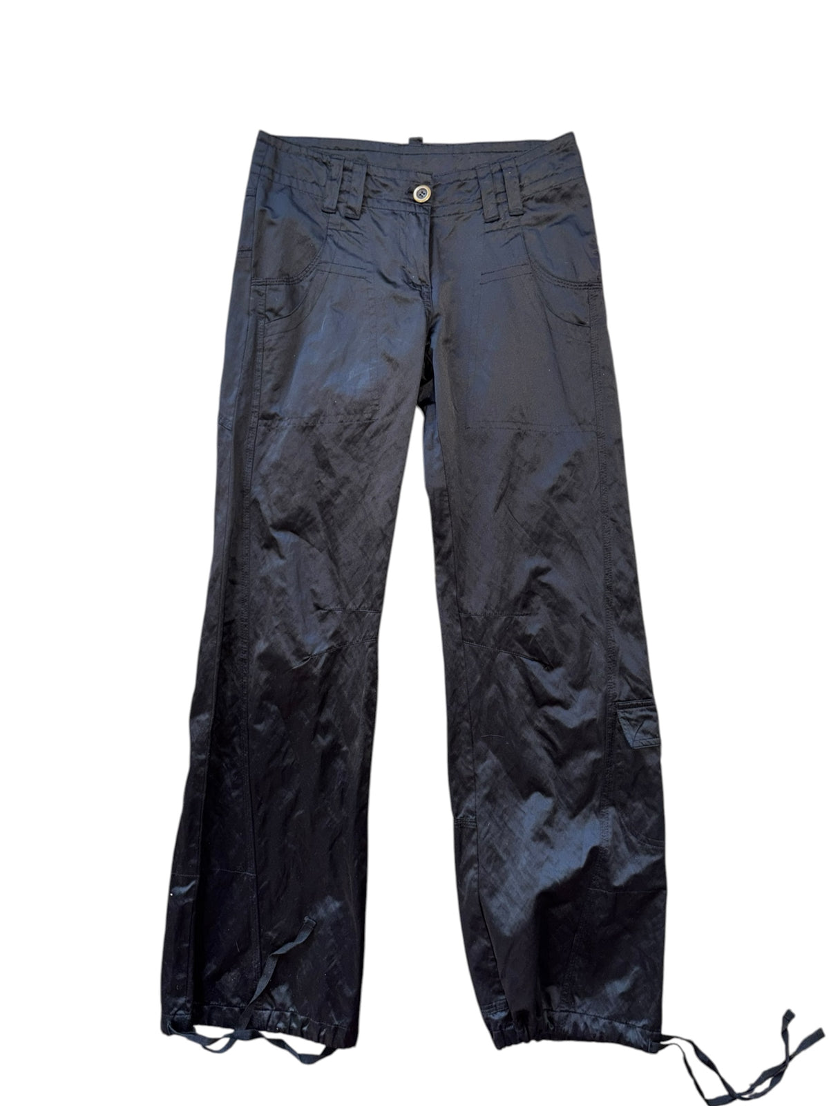 black divided swishy cargos, 2