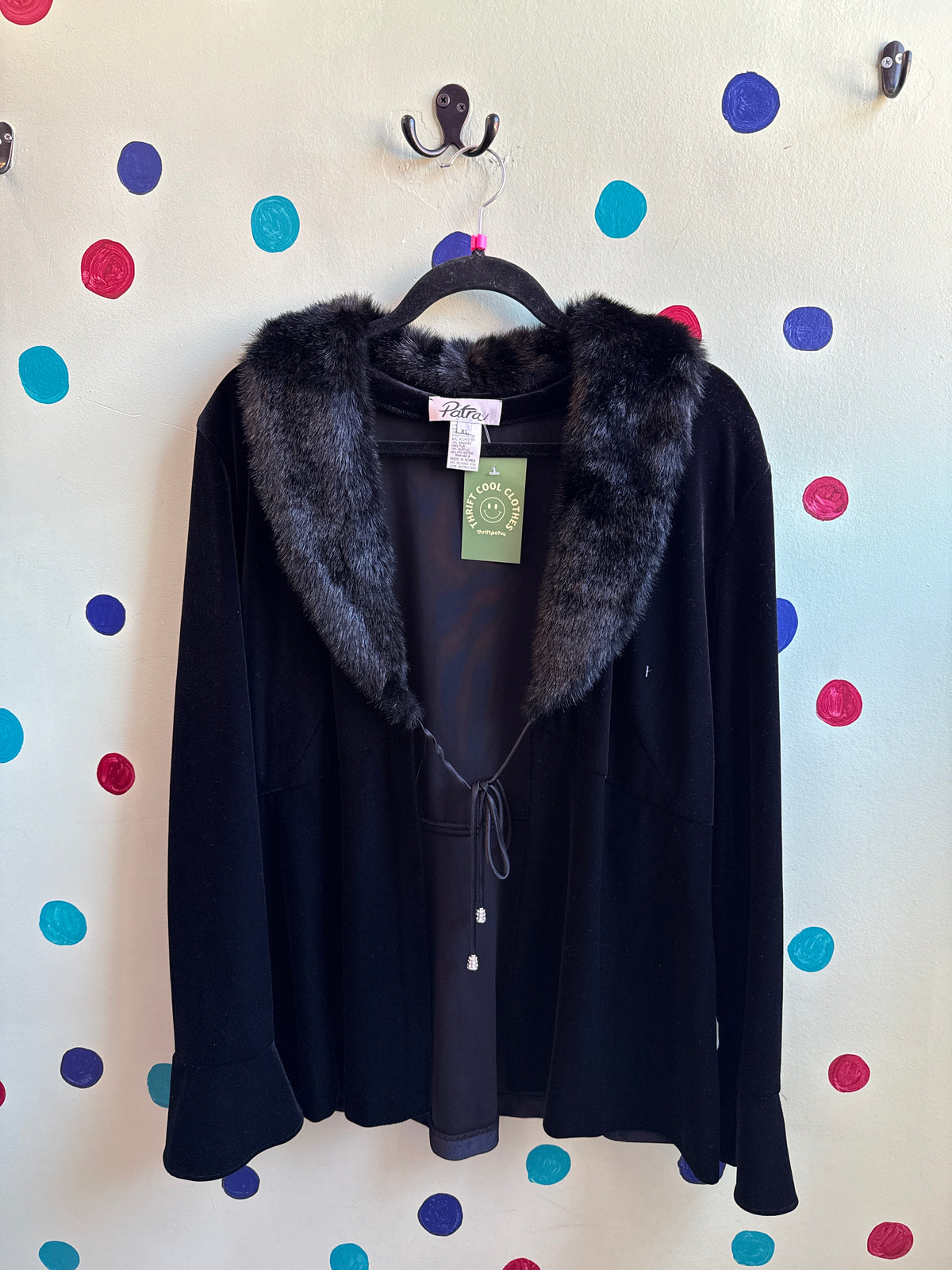 black patra fur collar vtg jacket, xl