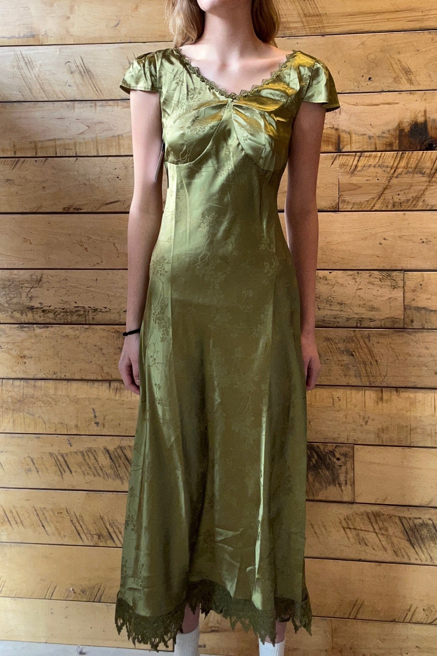 green rihoas satin y floral dress, m