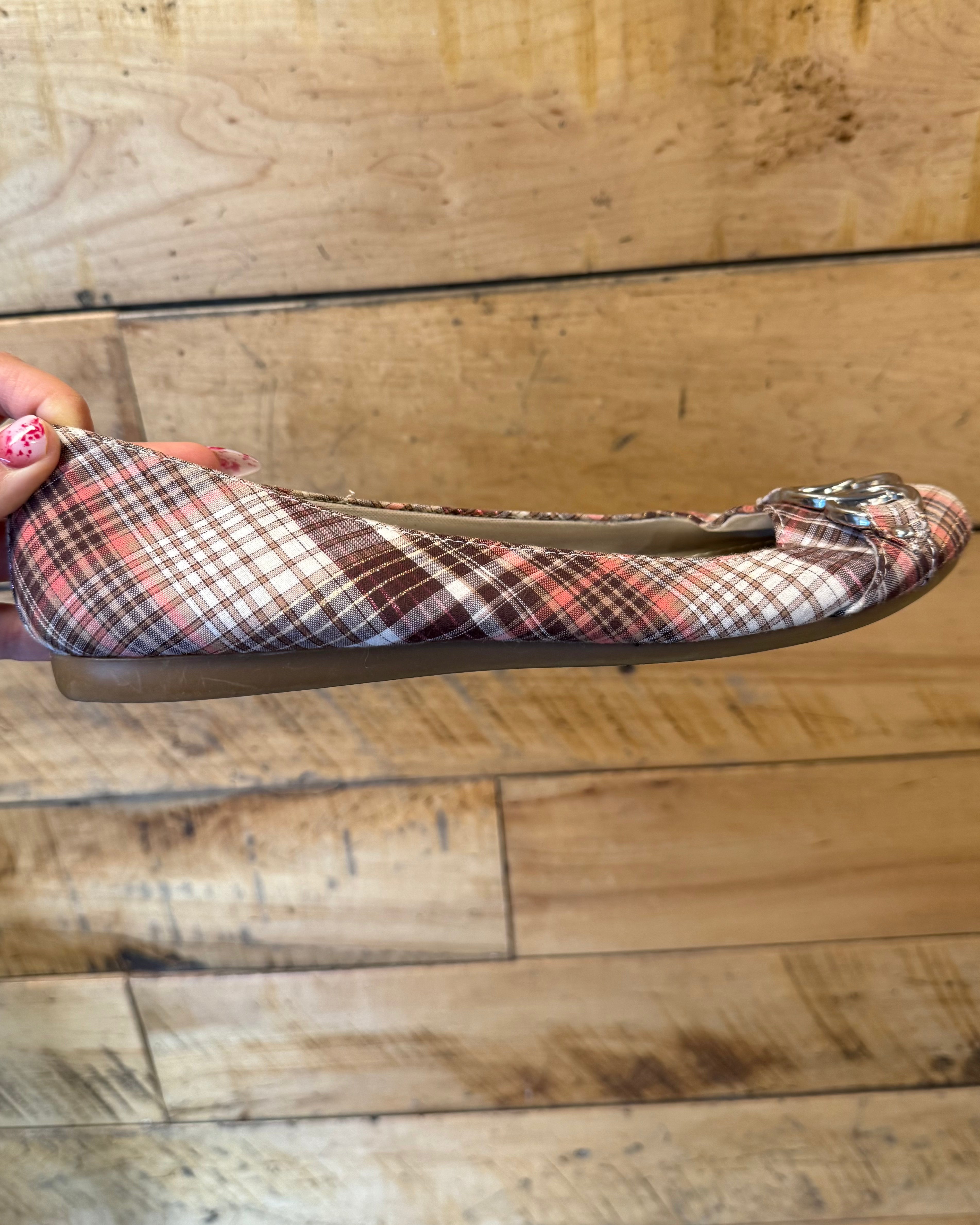 peach brown American eagle plaid flats, 9