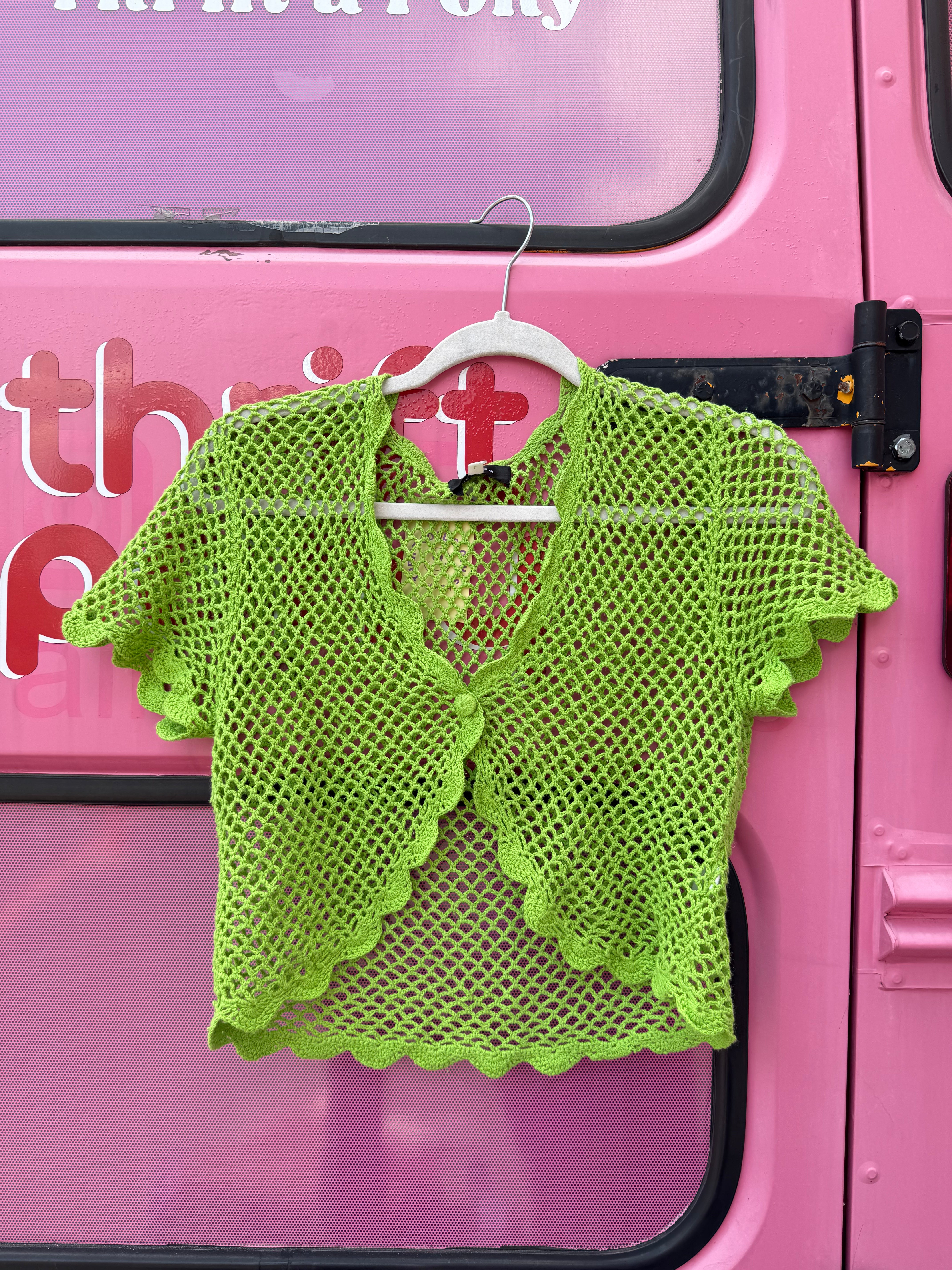 green spense scallop crochet shrug, L