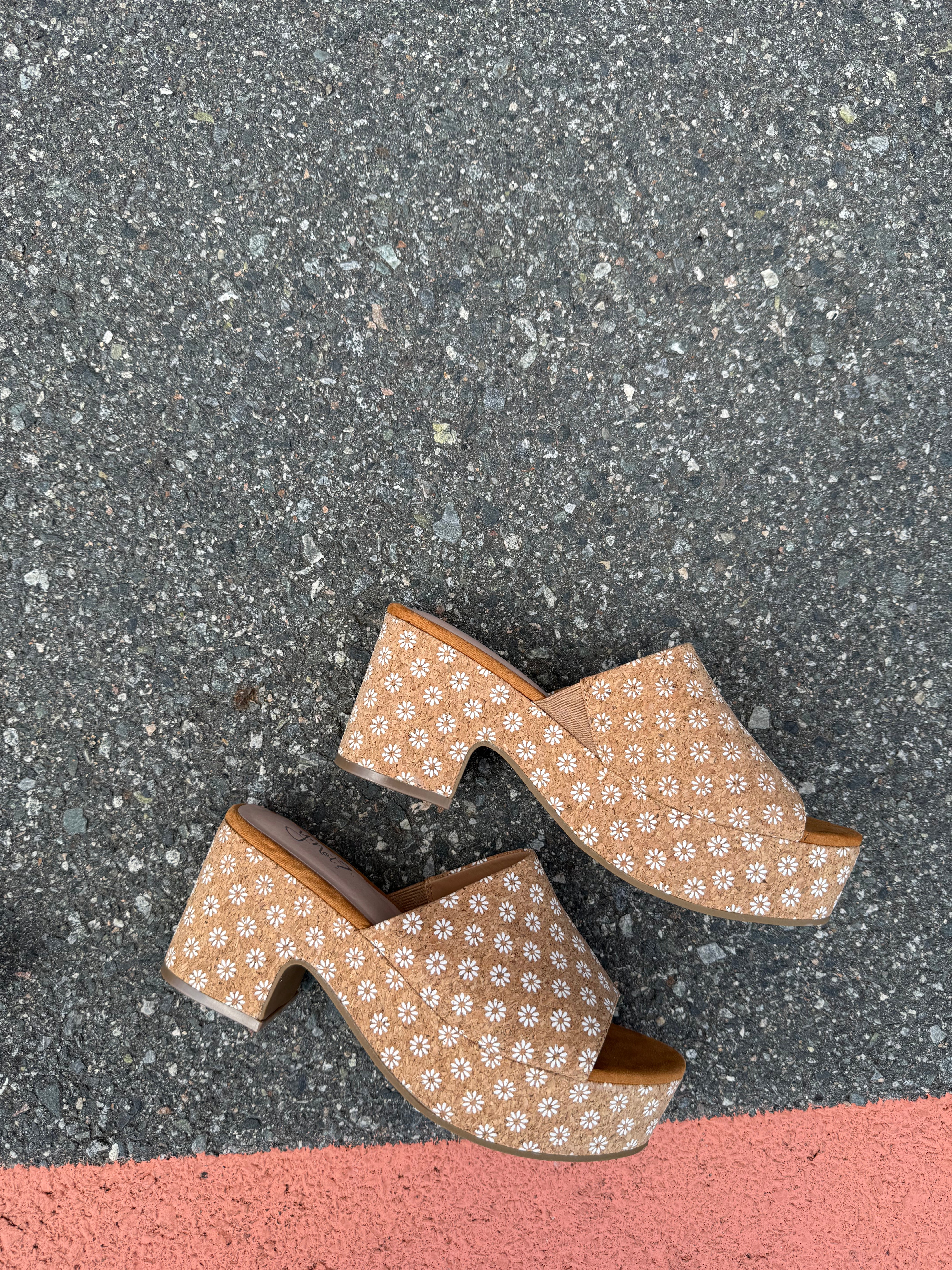 brown cork y not floral cutie platform heel, 8.5