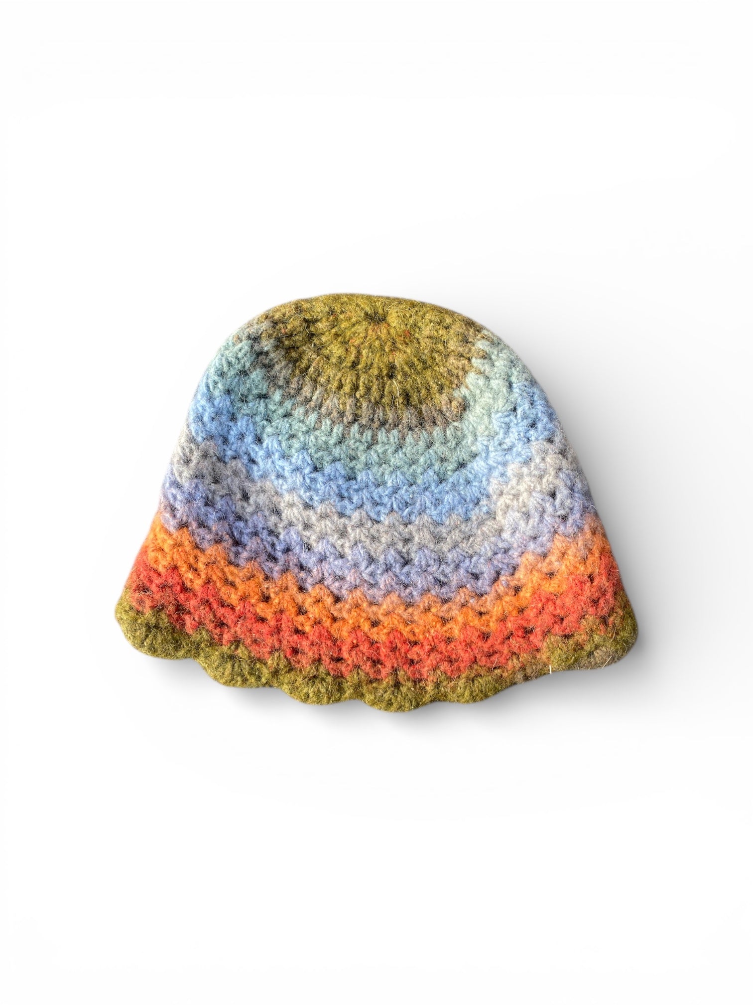 knit scallop trim hat