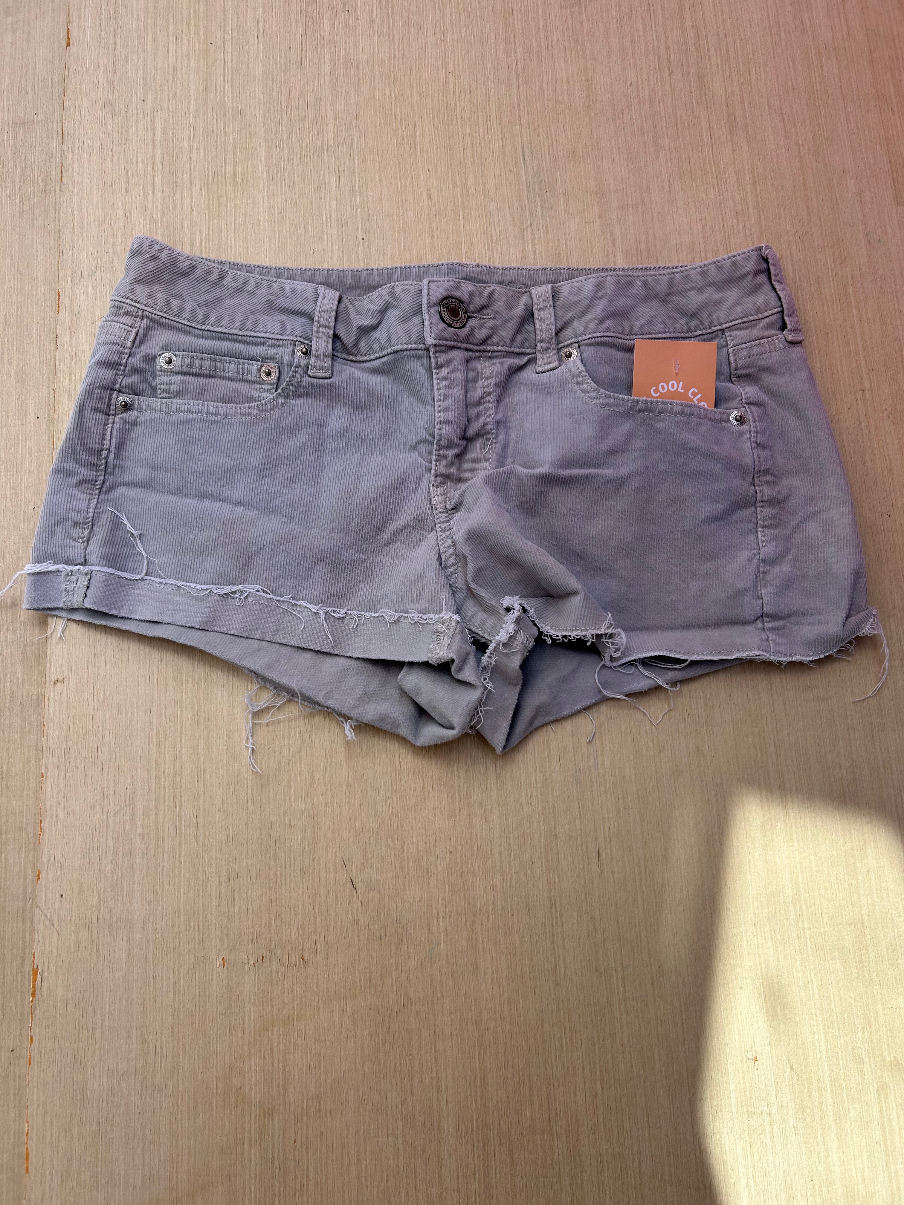 grey american eagle cord mini shrts, 10