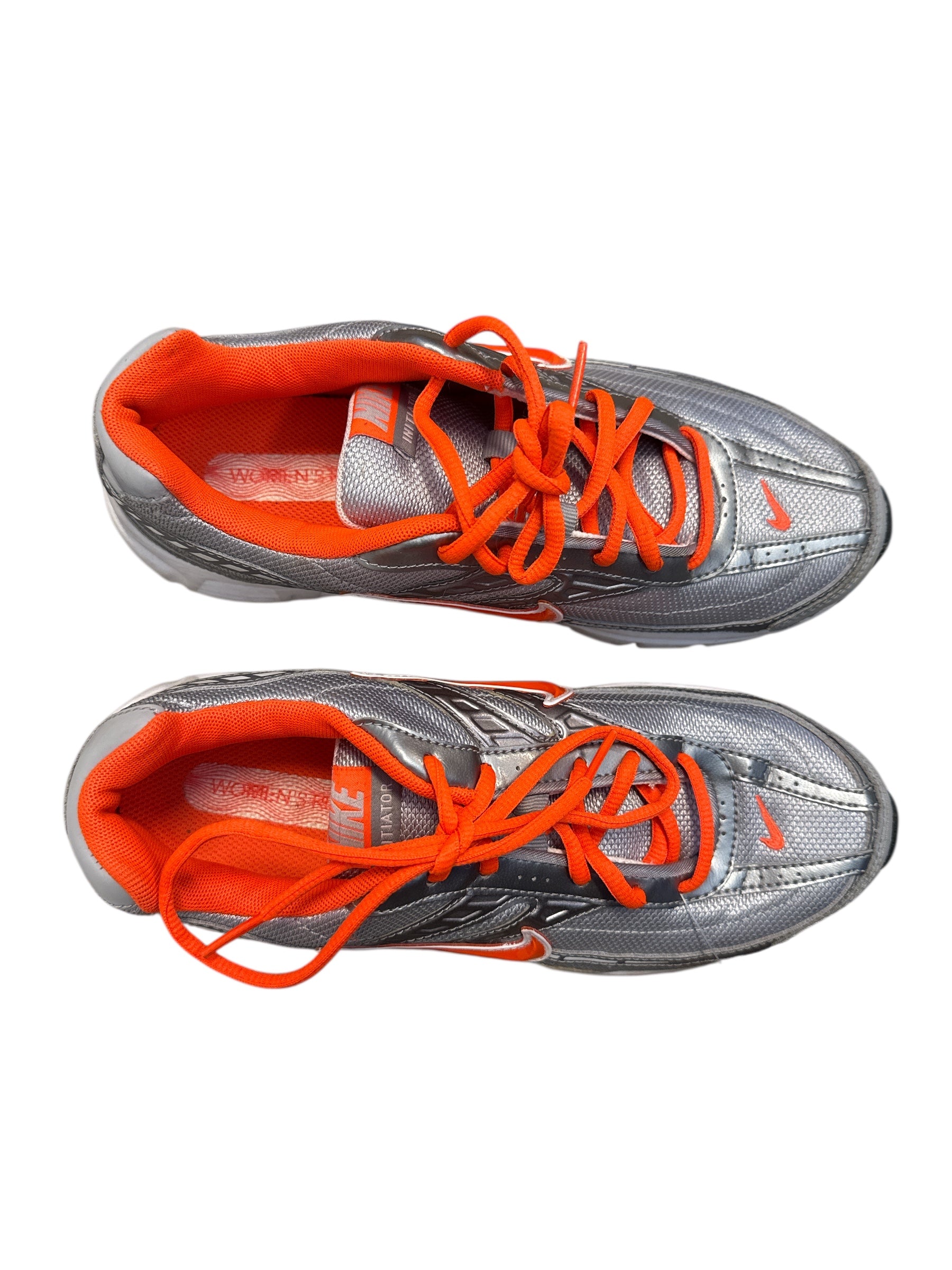silver orange nike tennis shoes, 8.5