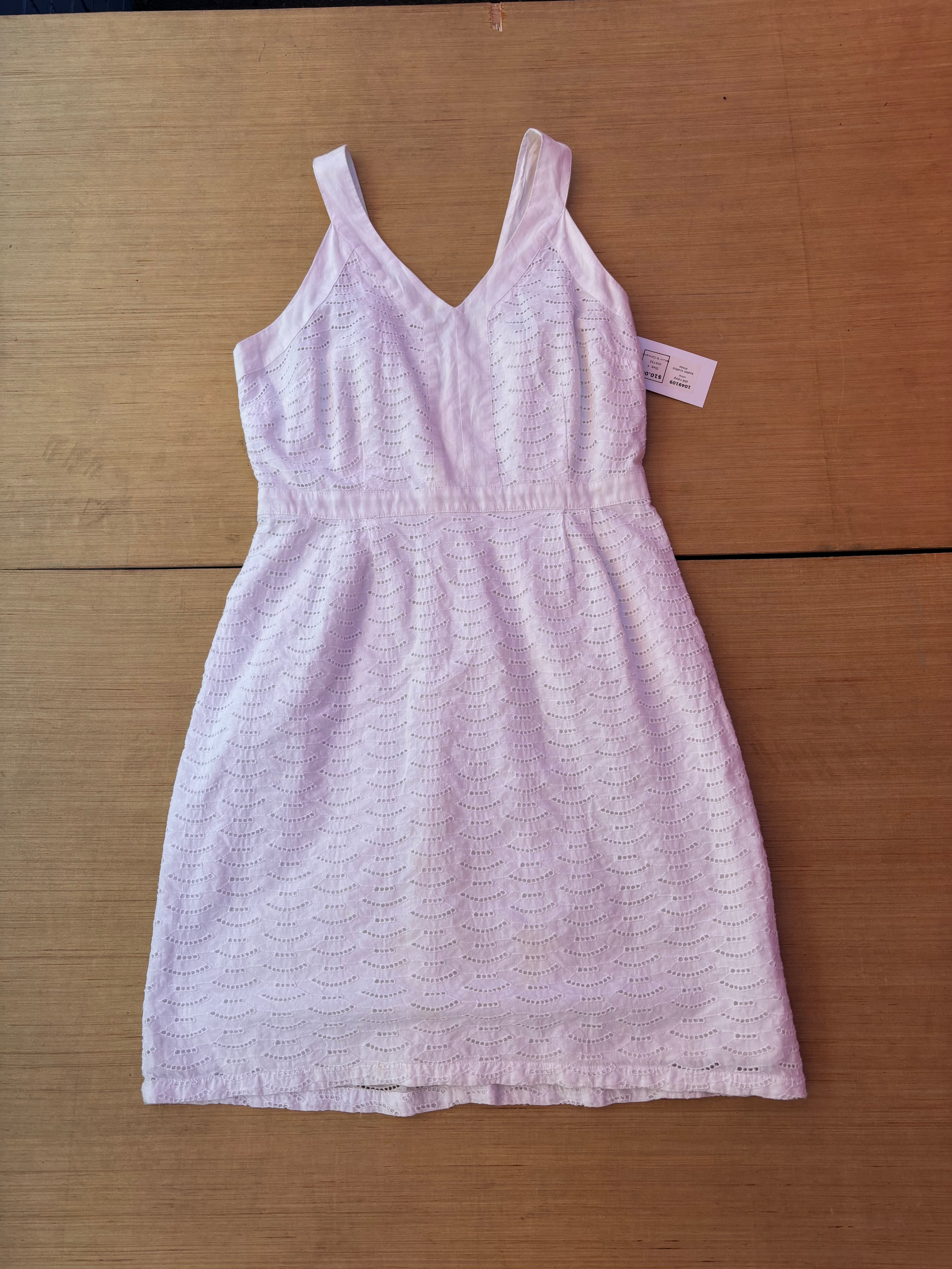 white old navy eyelet scallop dress, 4