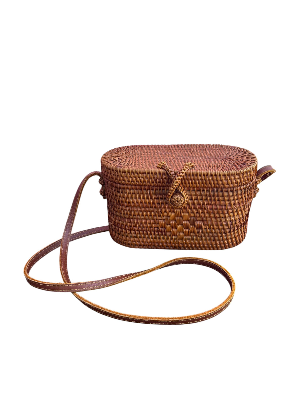 tan  wicker basket crossbody