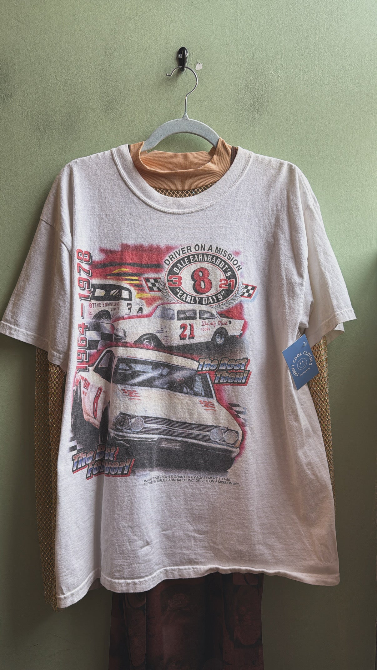 white gildan 1999 dale earnhardt racing tee, L