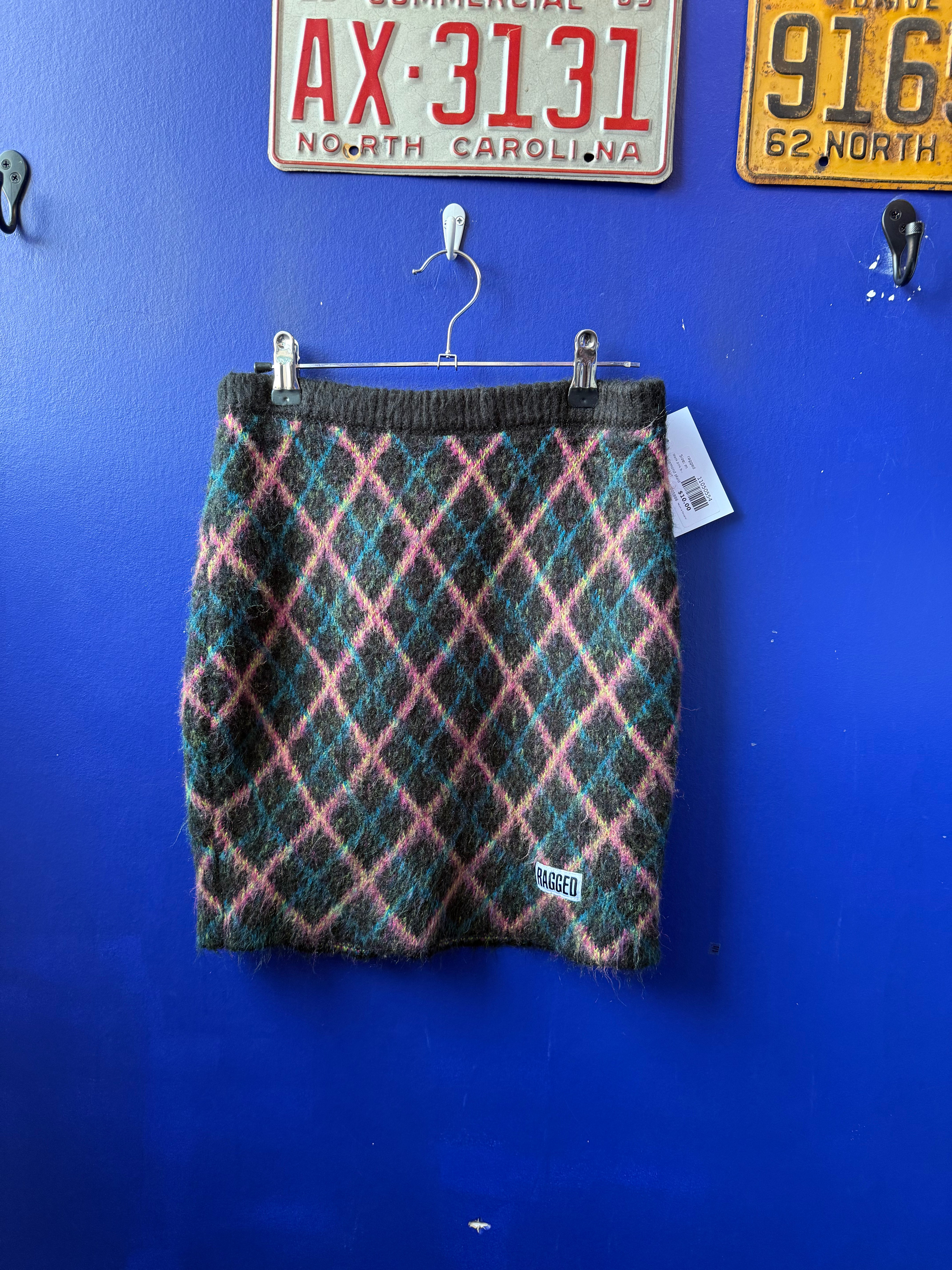 black pink blue ragged diamond plaid skirt, m