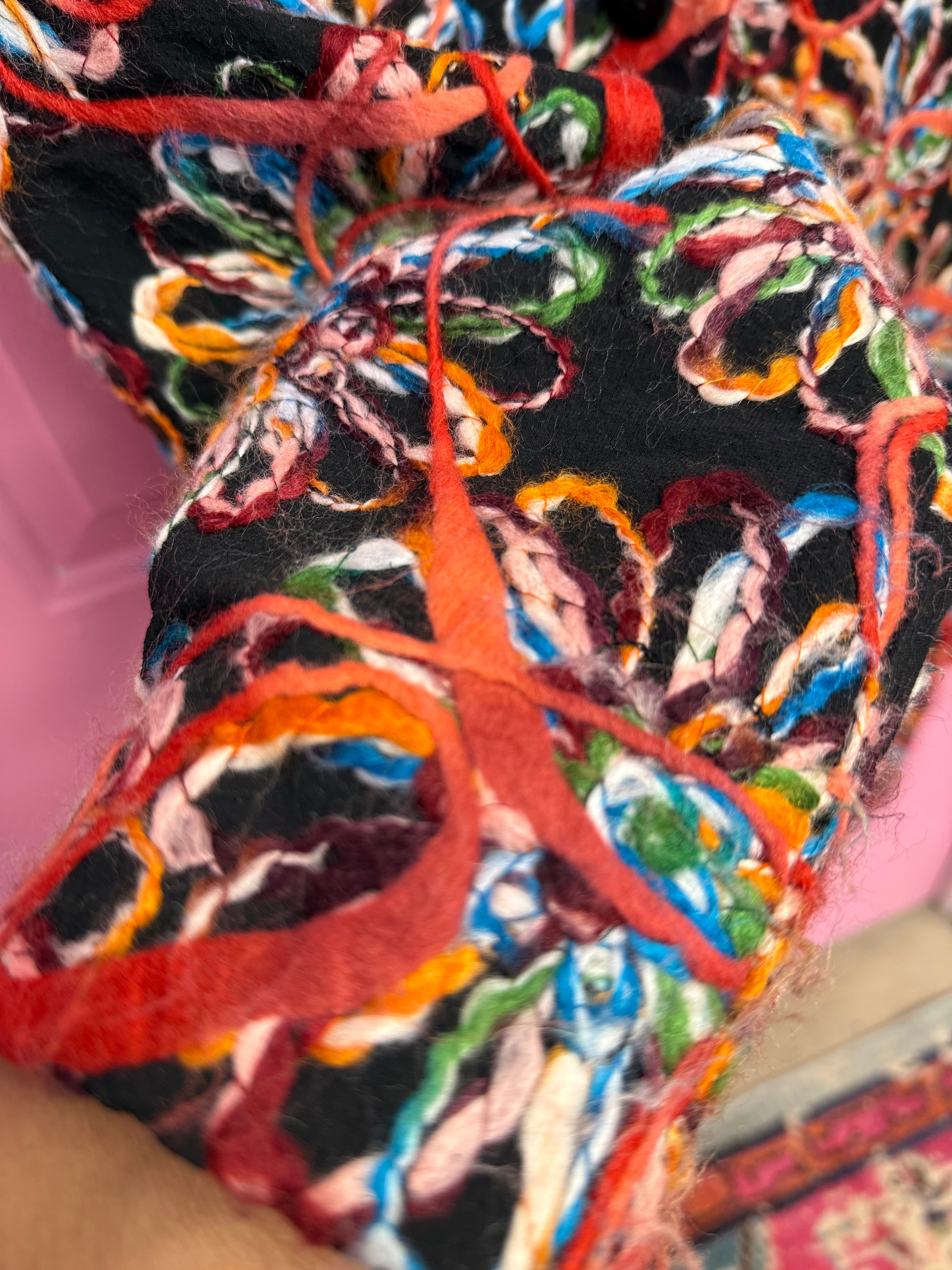 black multi weavz floral long blazer/jacket, m
