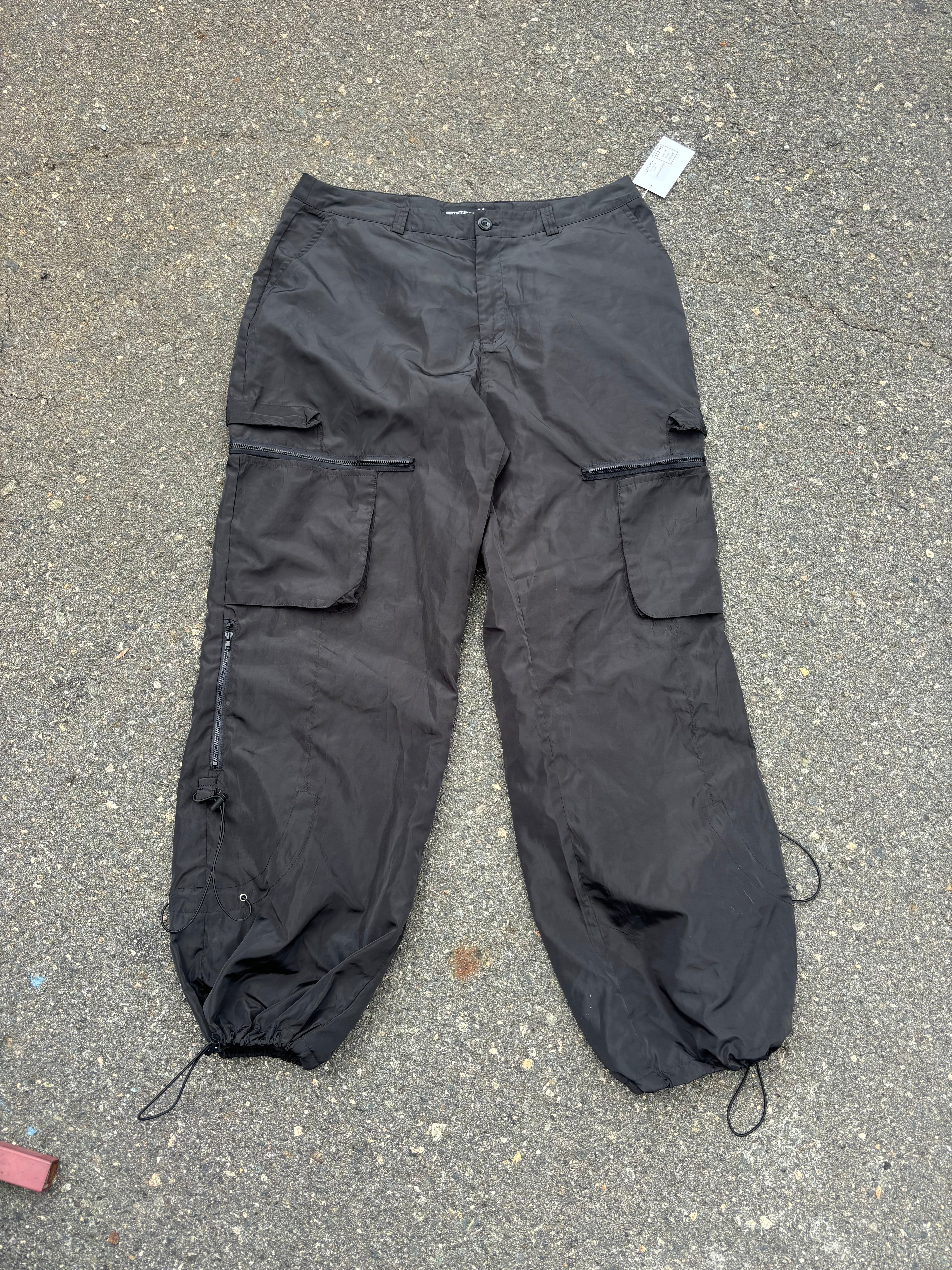 Black Pretty little thing Cargo track pants, 14