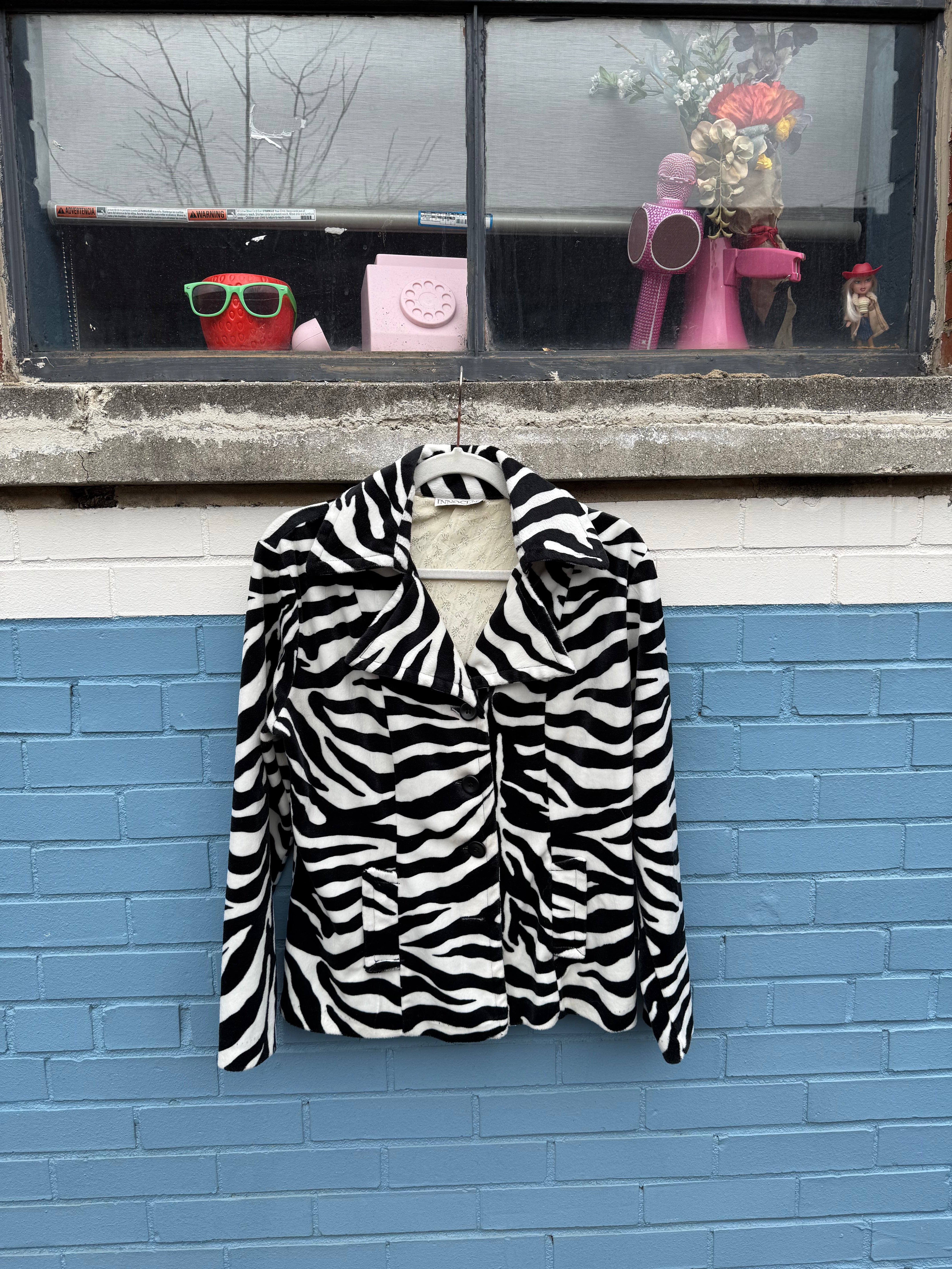 black white innocent vtg zebra coat