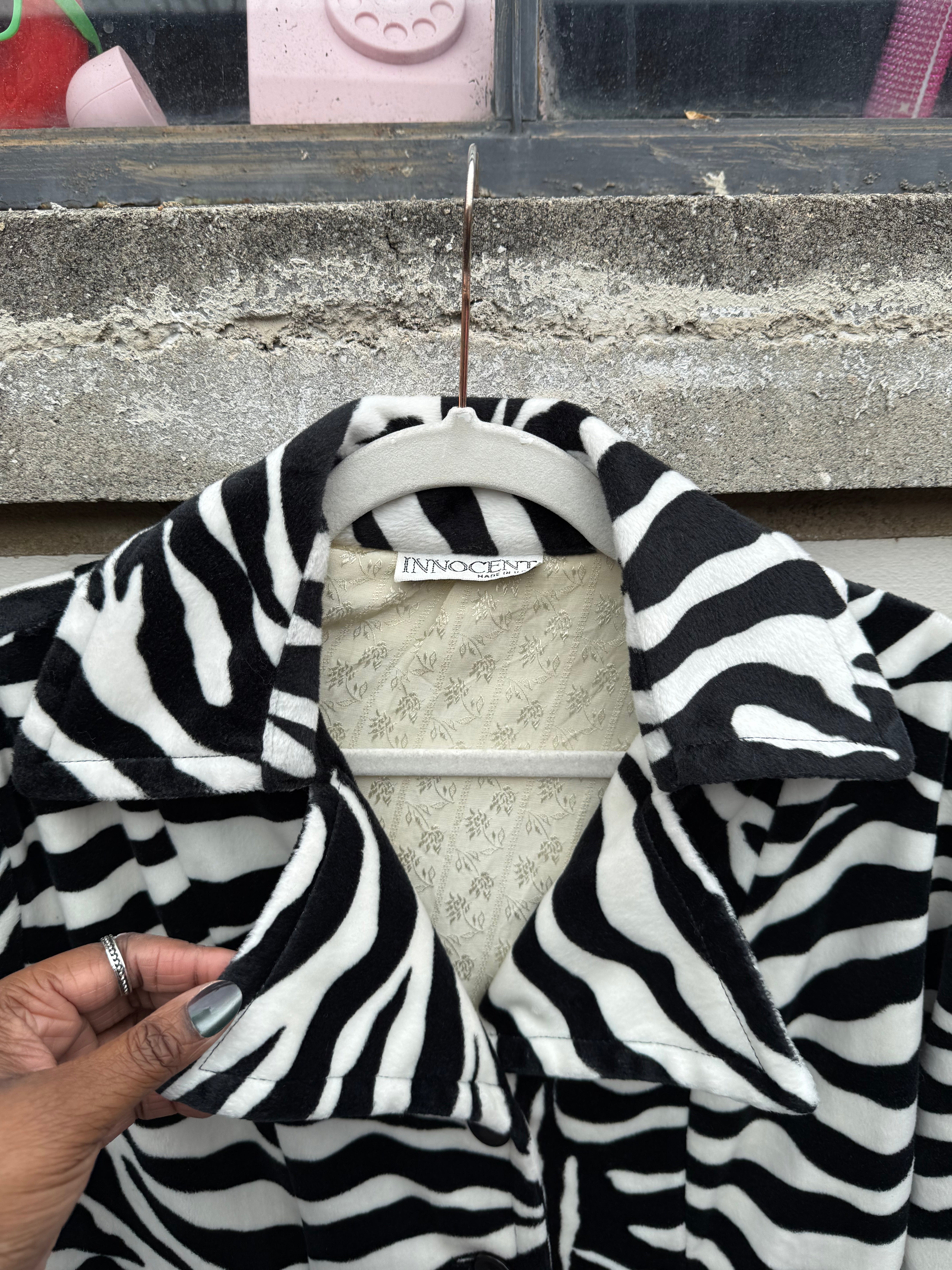 black white innocent vtg zebra coat