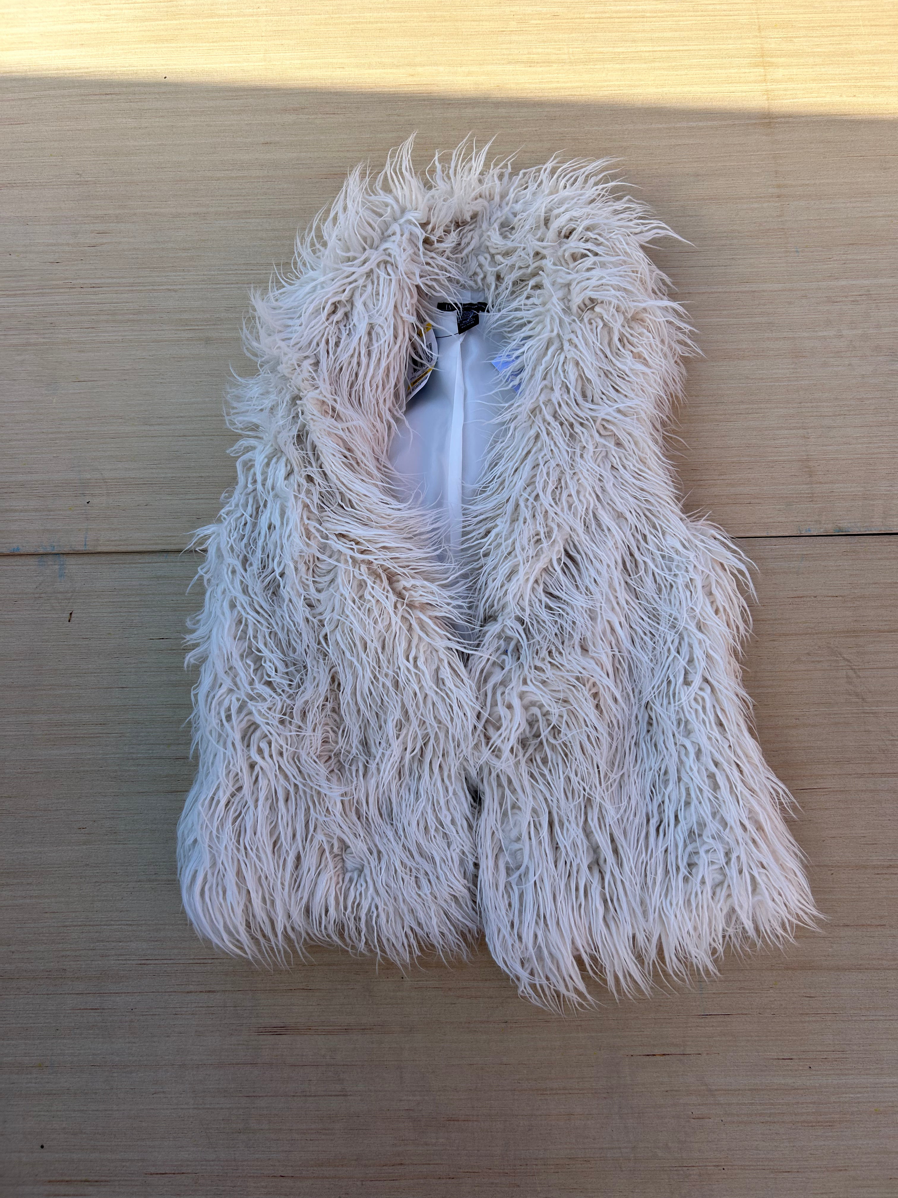 Beige Inc Nwt furry vest, M