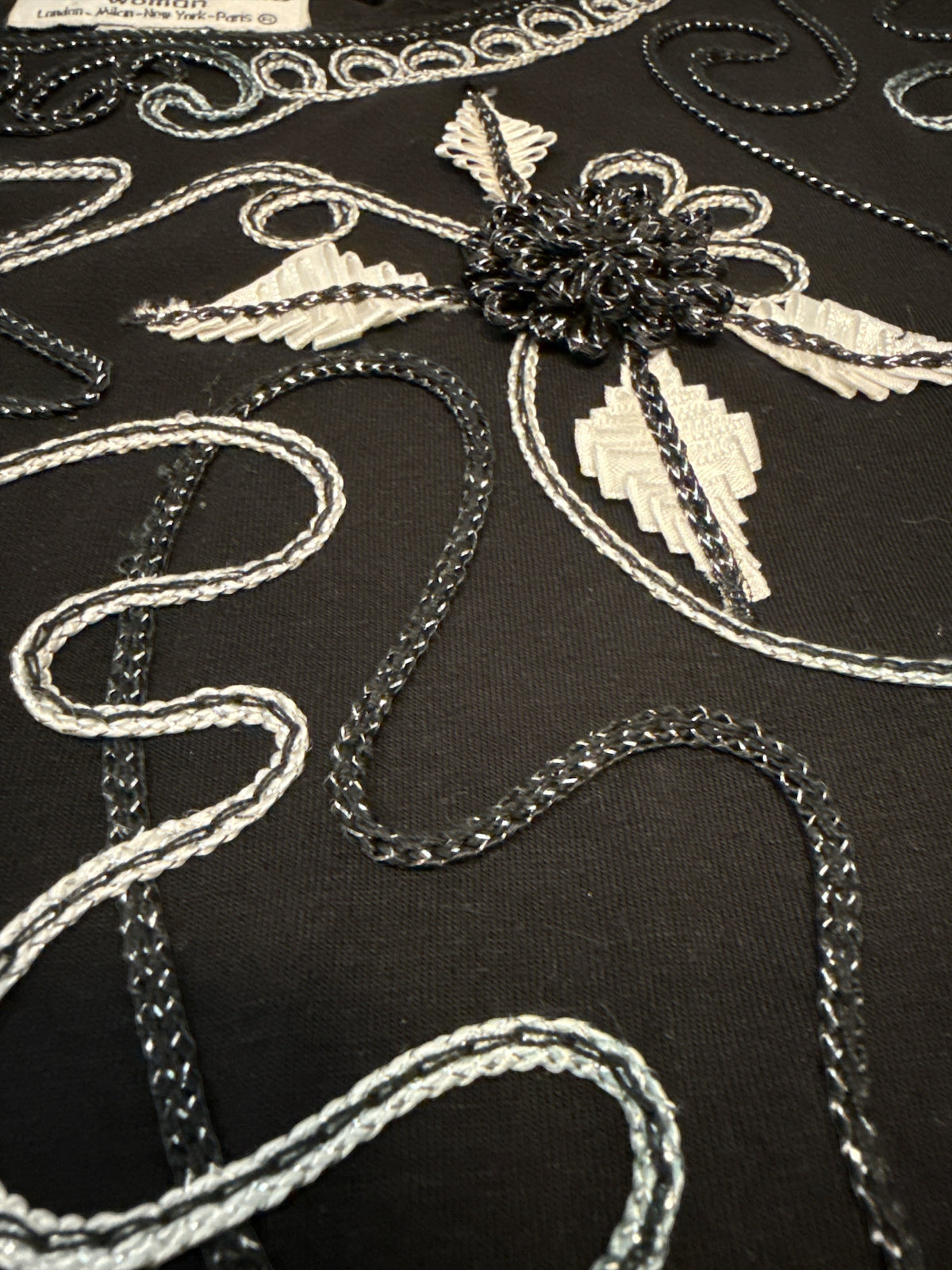 black white lauren michelle embroidered tank, 1x