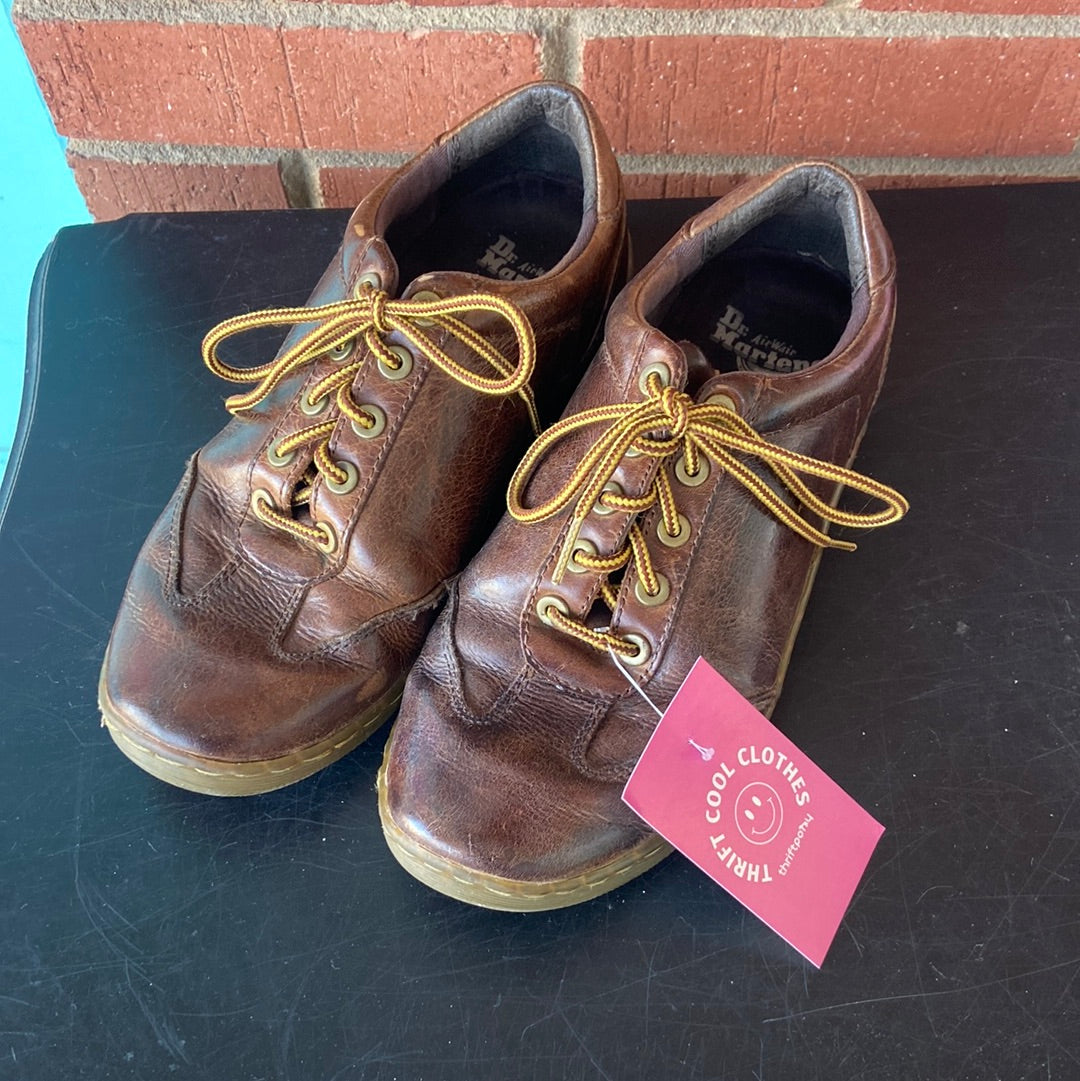 Brown Dr martens Vtg loafers, 7