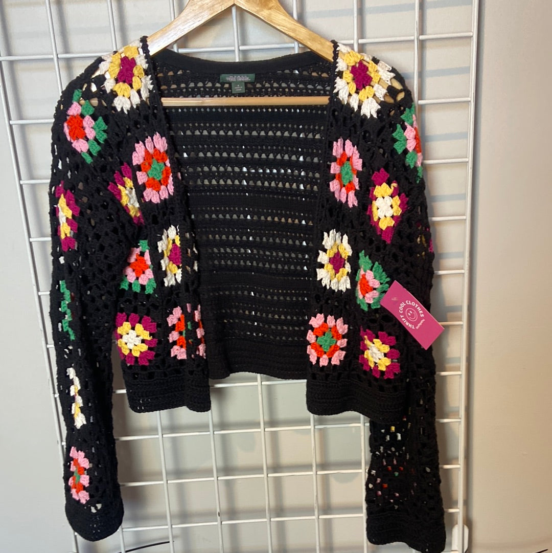 Black pink Wild fable Crochet flower sweater, S