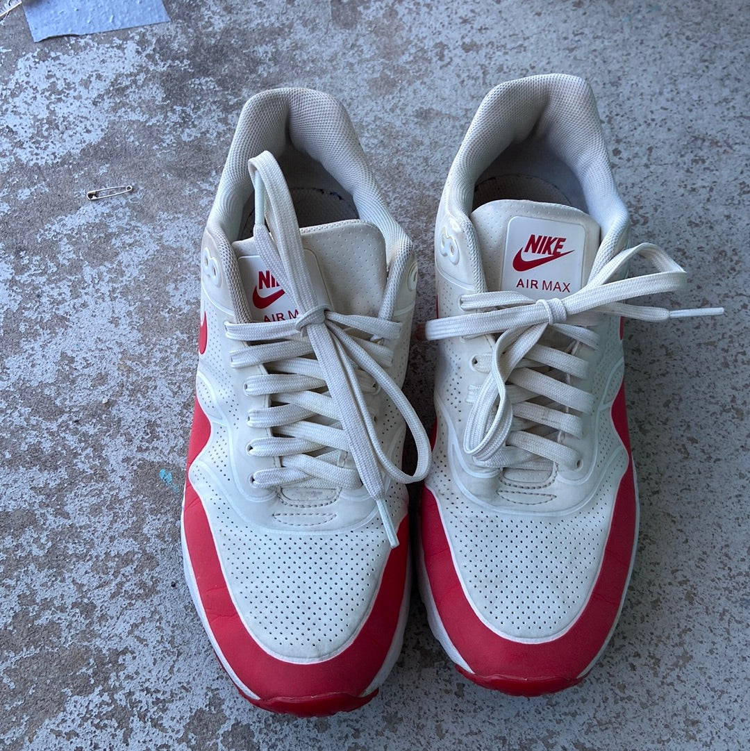 red white nike Air Max, 8/8.5
