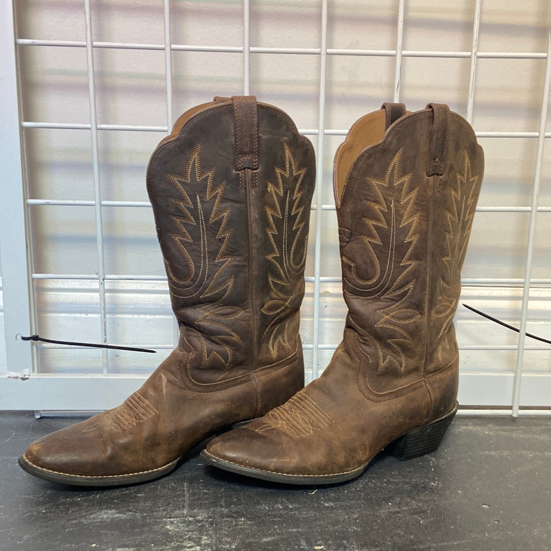 Brown Ariat Cowboy boots, 8.5