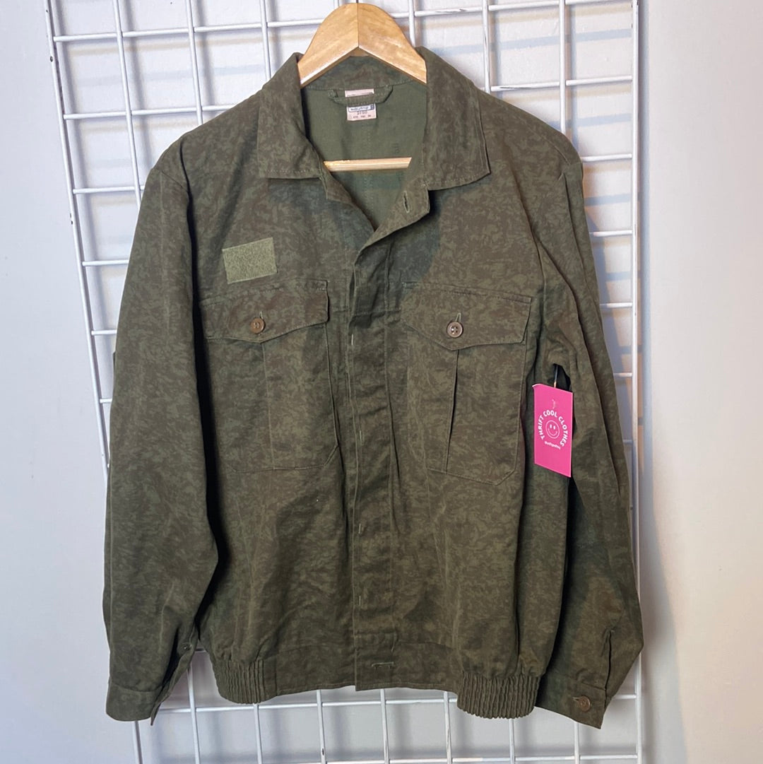 green kounty vtg patterned button up jacket, L