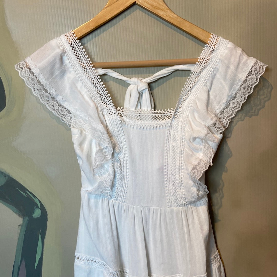 white jun & ivy lacy eyelet ruffle mini dress, xxs